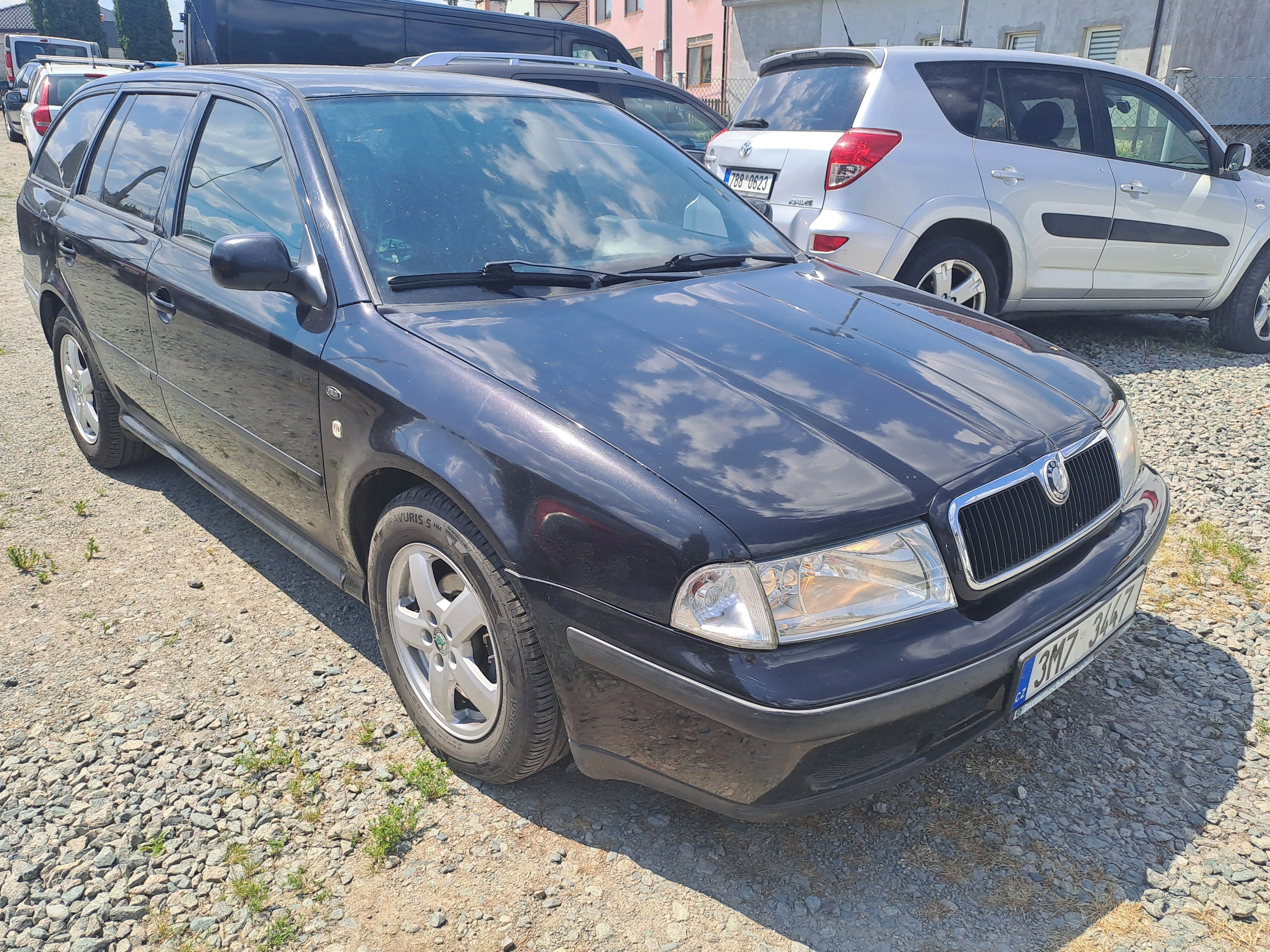 Škoda Octavia, 1,6MPI - fotka 5