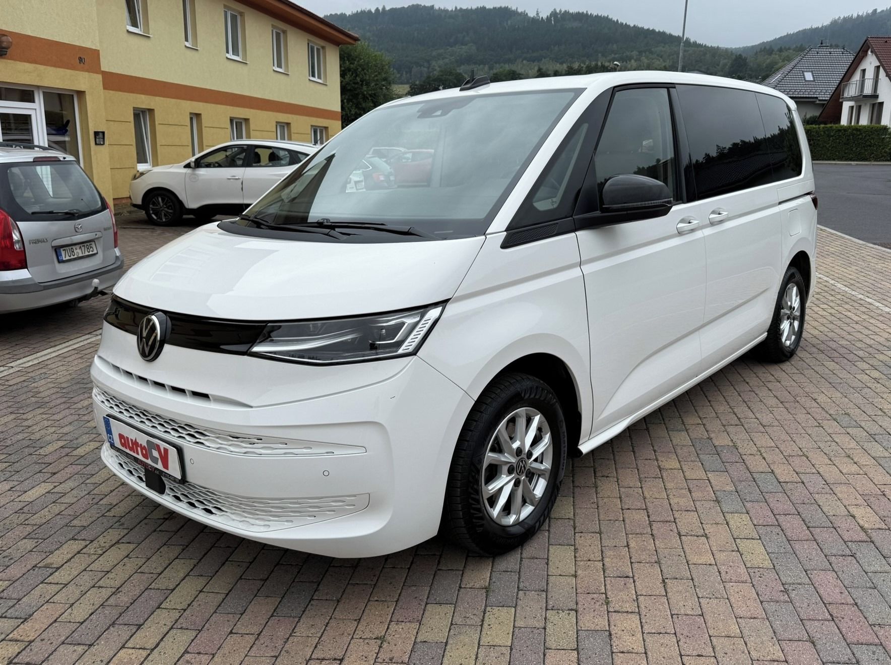 Volkswagen Multivan, T7 2.0 TDI 110kW DSG 7MÍST DPH - fotka 2