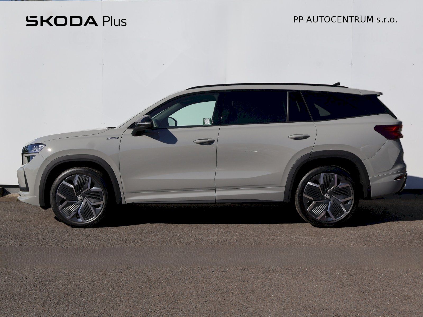Škoda Kodiaq, SportLine 4x4 DSG 2.0TDI 142kW - fotka 3