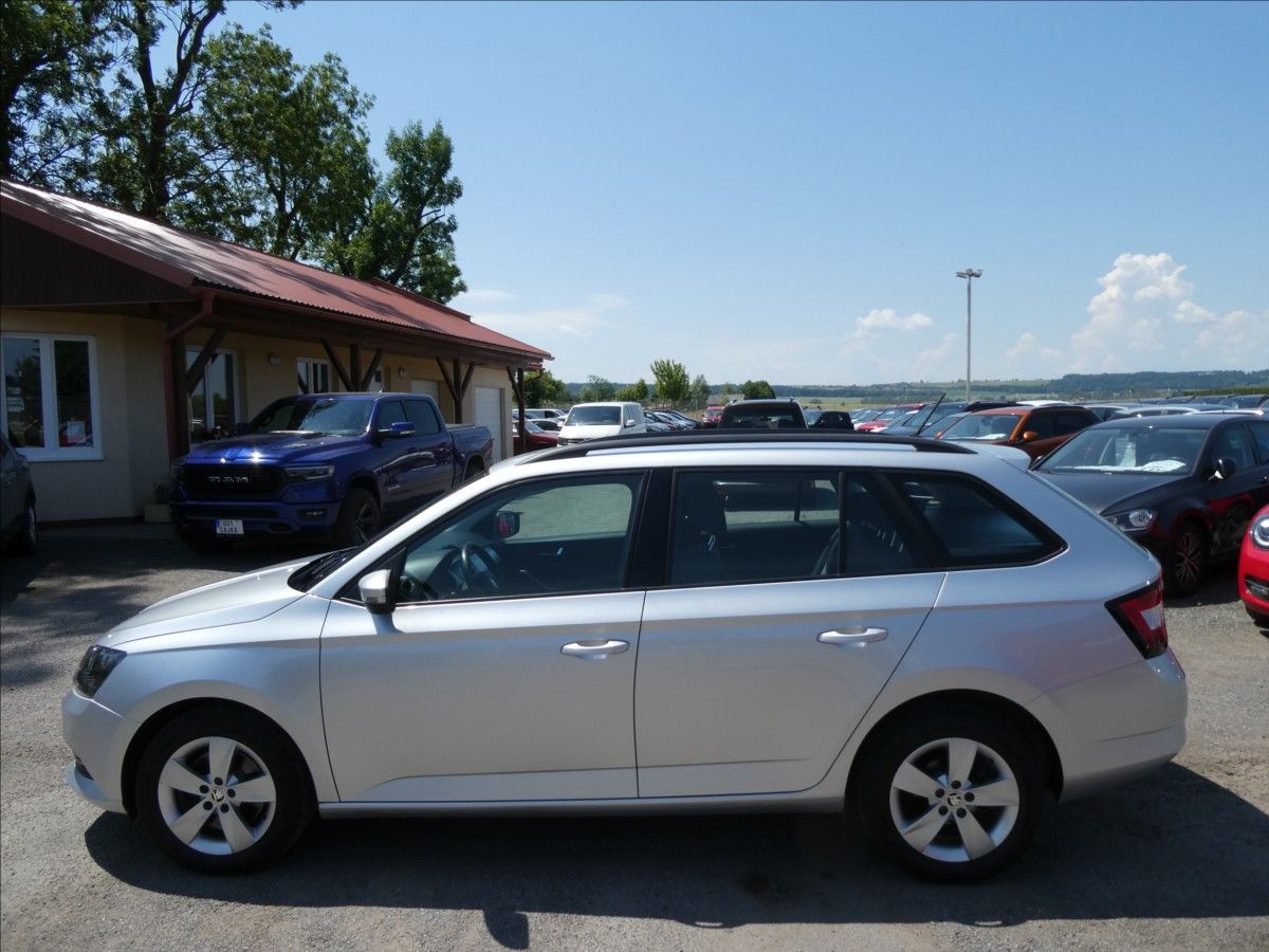 Škoda Fabia, 1,2 TSI DSG 1.majitel,serviska - fotka 6