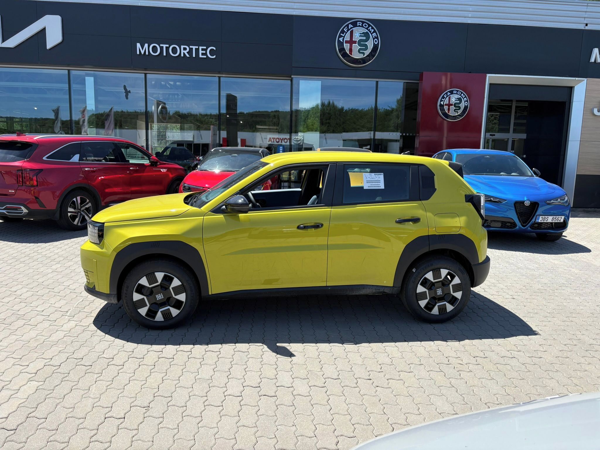 Fiat Grande Panda, Icon 1.2 Turbo Hybrid 110k eDC - fotka 4