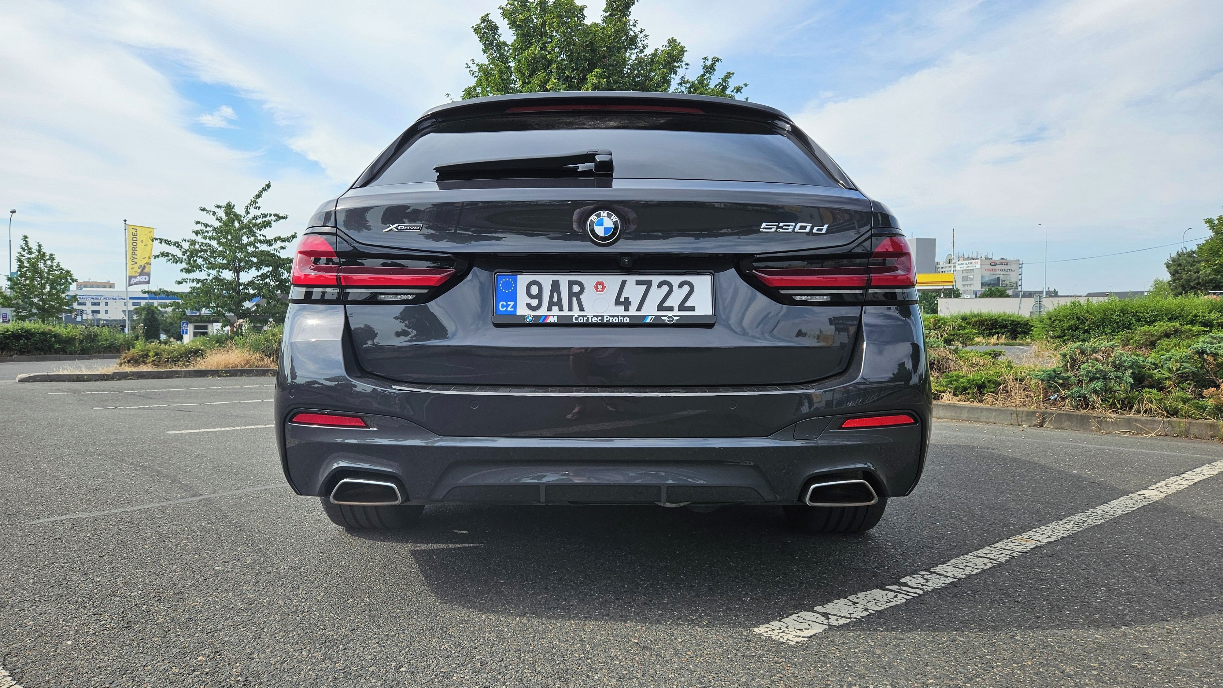 BMW Řada 5 - fotka 6