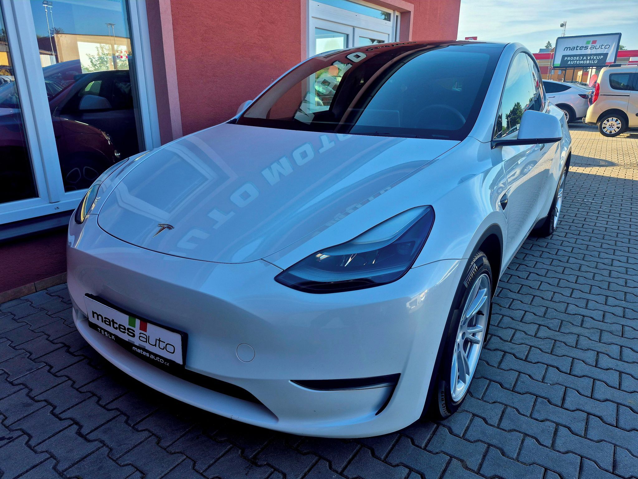 Tesla Model Y, Long Range Dual Motor, SOH 92,