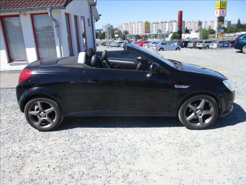 Opel Tigra, 1,8 i,klima,serv.kniha, - fotka 4