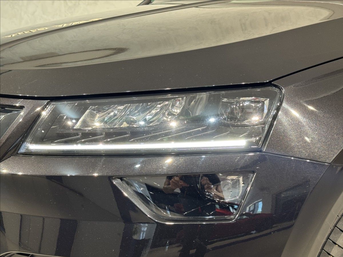 Škoda Karoq, 1,5 TSi DSG Sportline Kessy - fotka 6