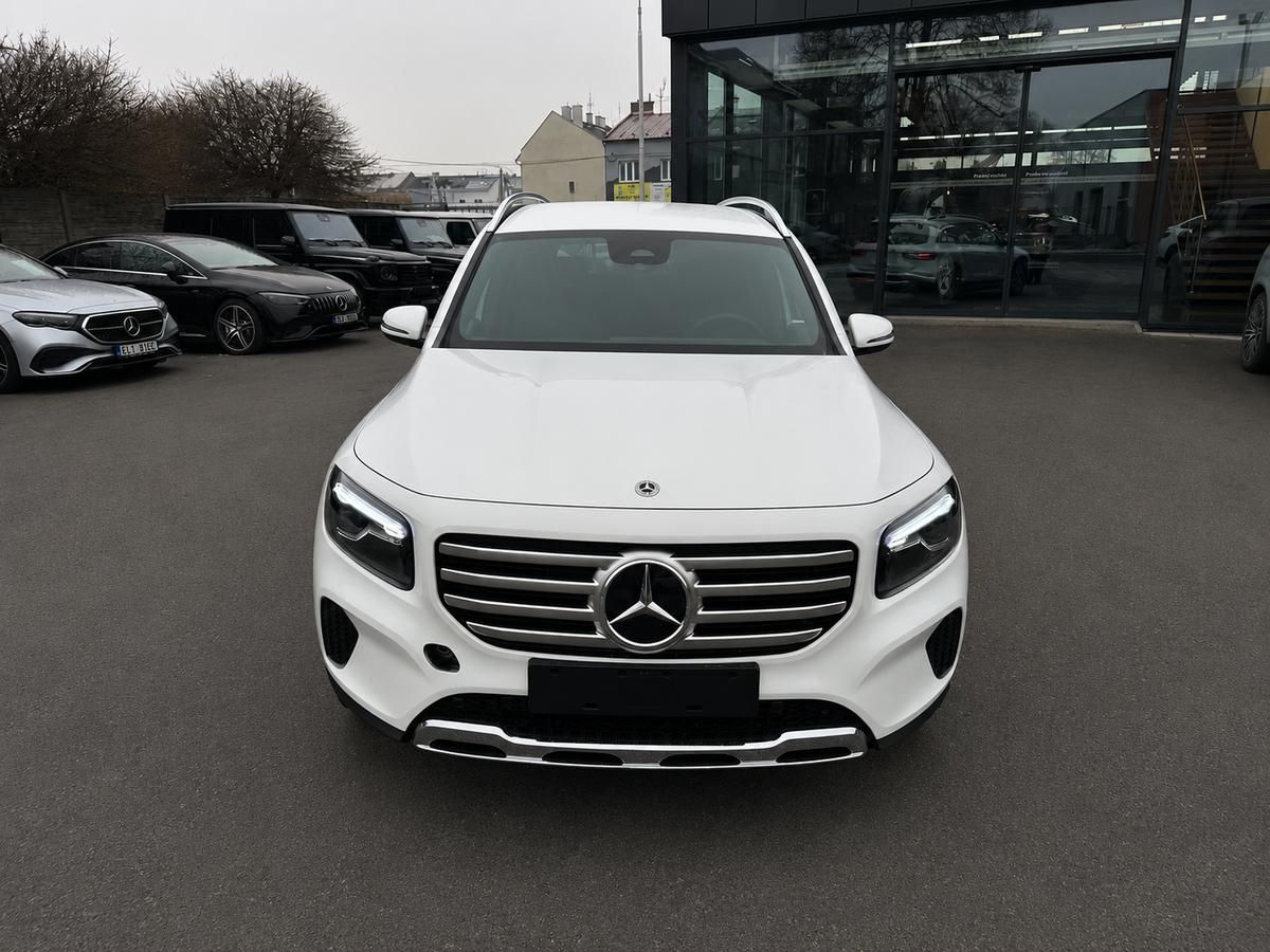 Mercedes-Benz GLB, 200 d 4MATIC - fotka 2