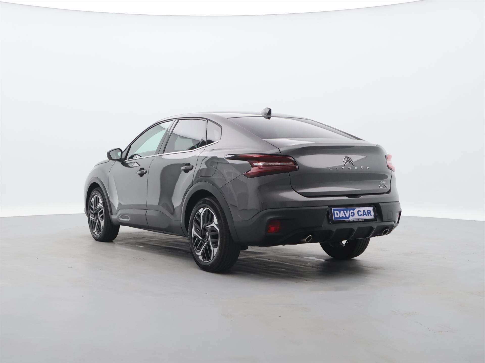 Citroën C4 X, 1,2 PT 96kW CZ 1 Maj Shine - fotka 5