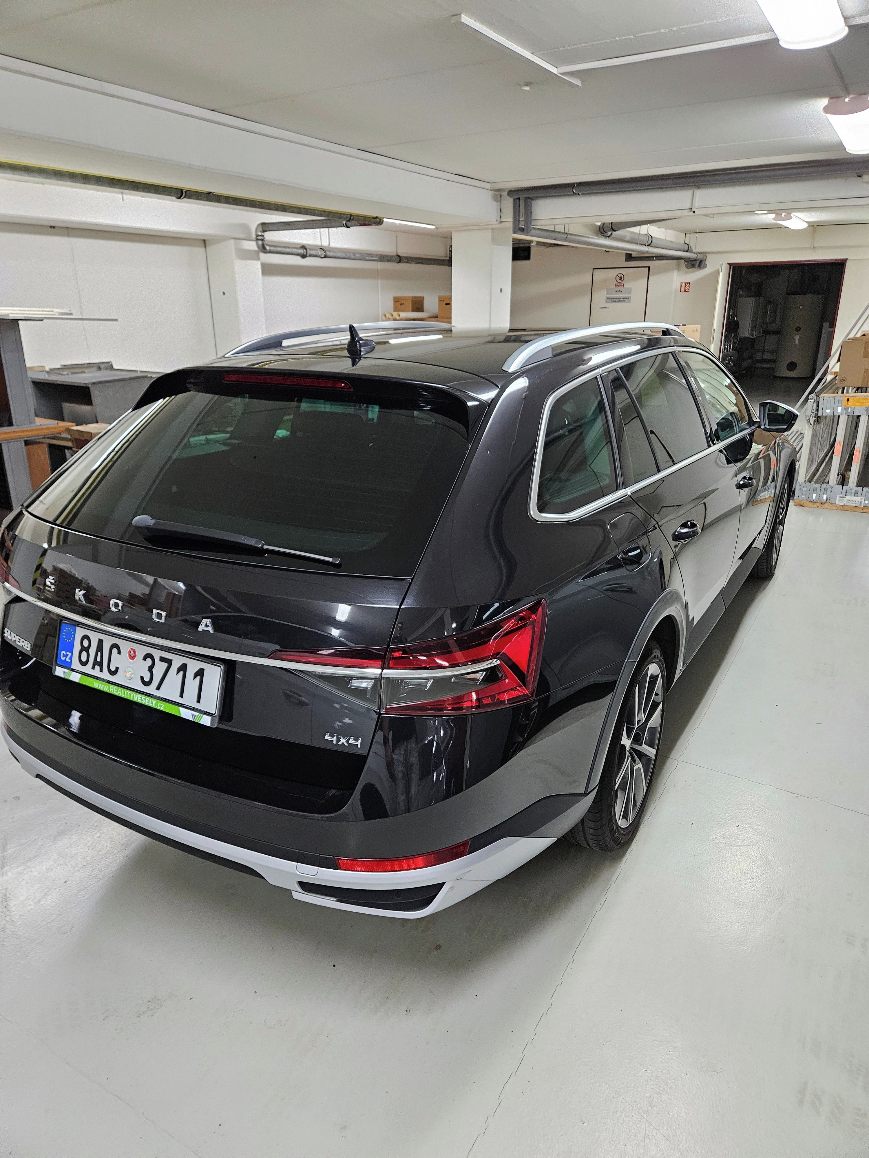 Škoda Superb, Škoda Superb Scout 2.0Tdi140KW - fotka 6
