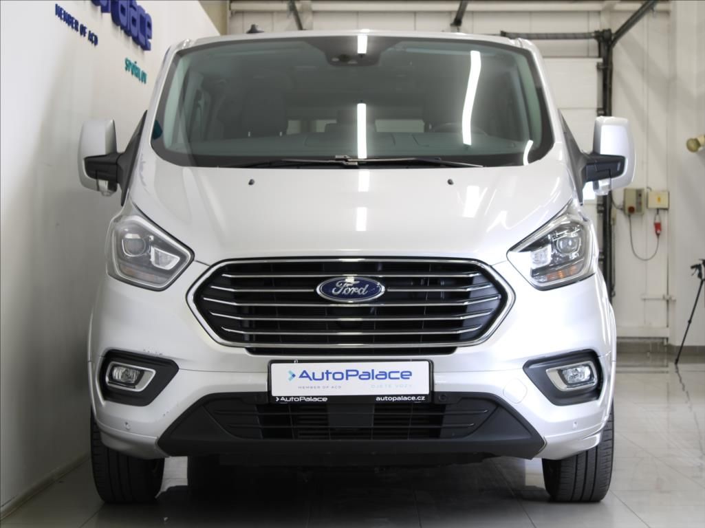 Ford Tourneo Custom, 2,0 TDCi 136kW AT Titan. ČR - fotka 2