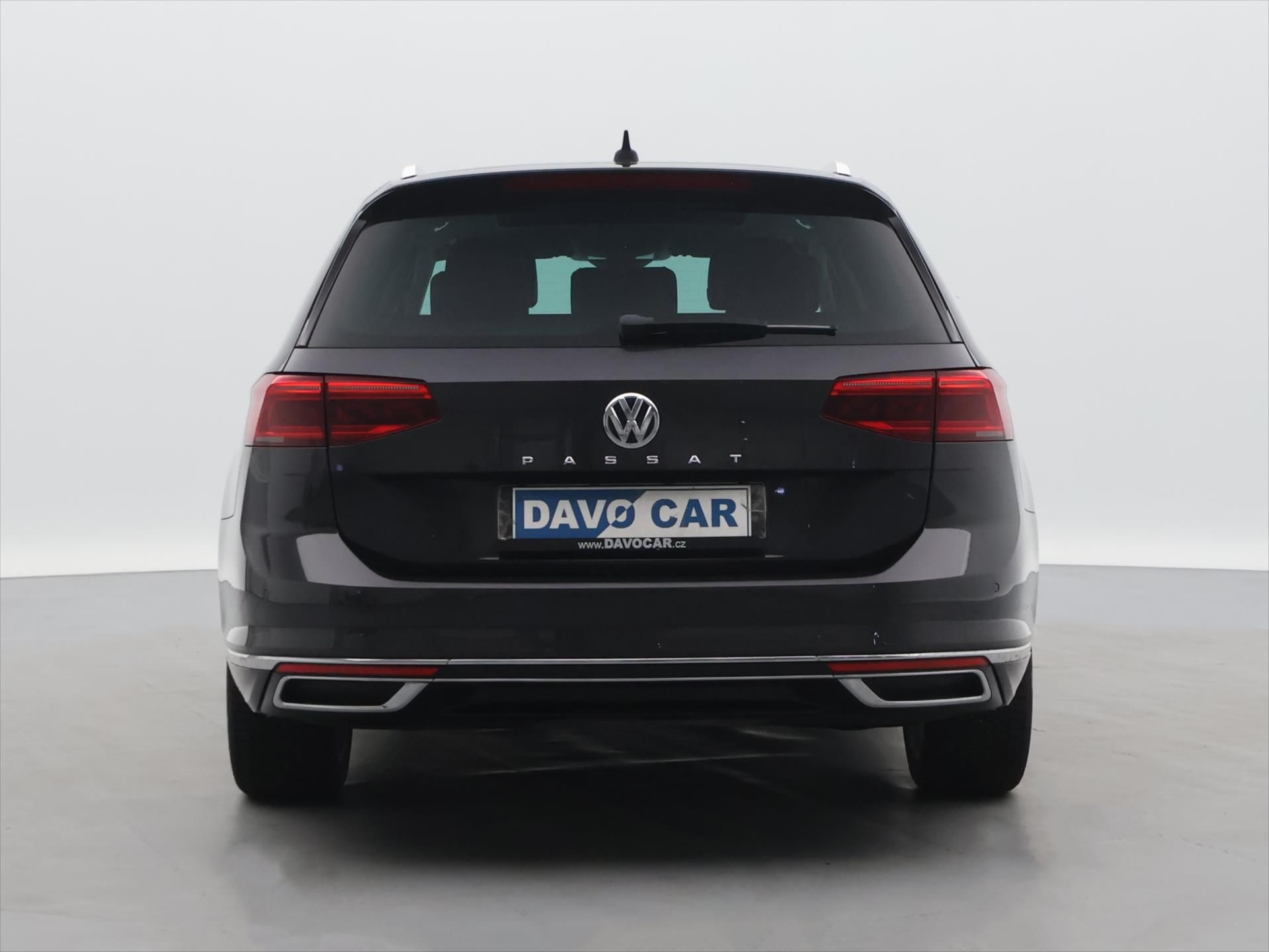 Volkswagen Passat, 2,0 TDI 110kW DSG Elegance - fotka 6