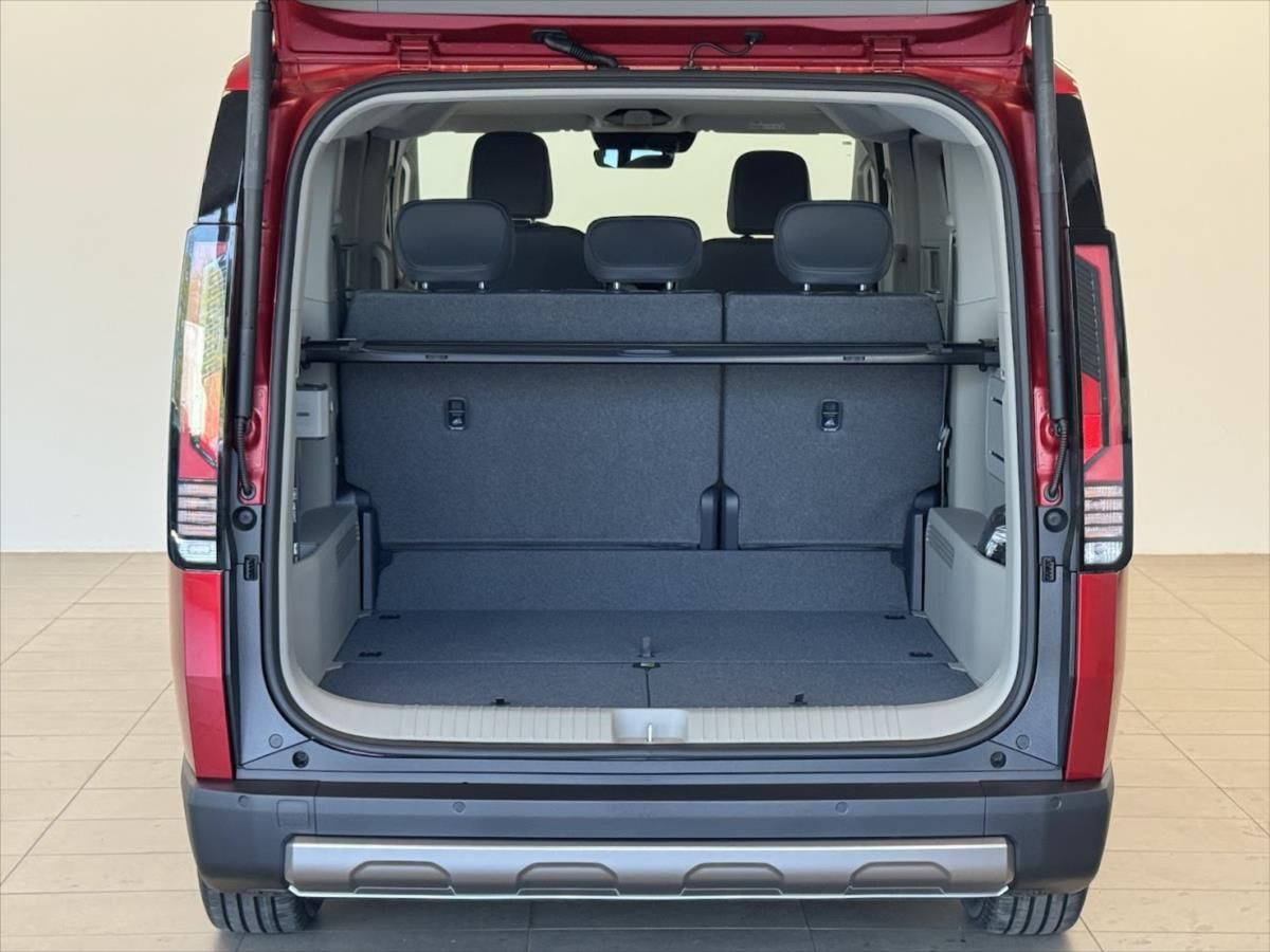 Kia PV5, 2,0 PV5 SW1 5P 4x2 ELITE 120 K - fotka 6