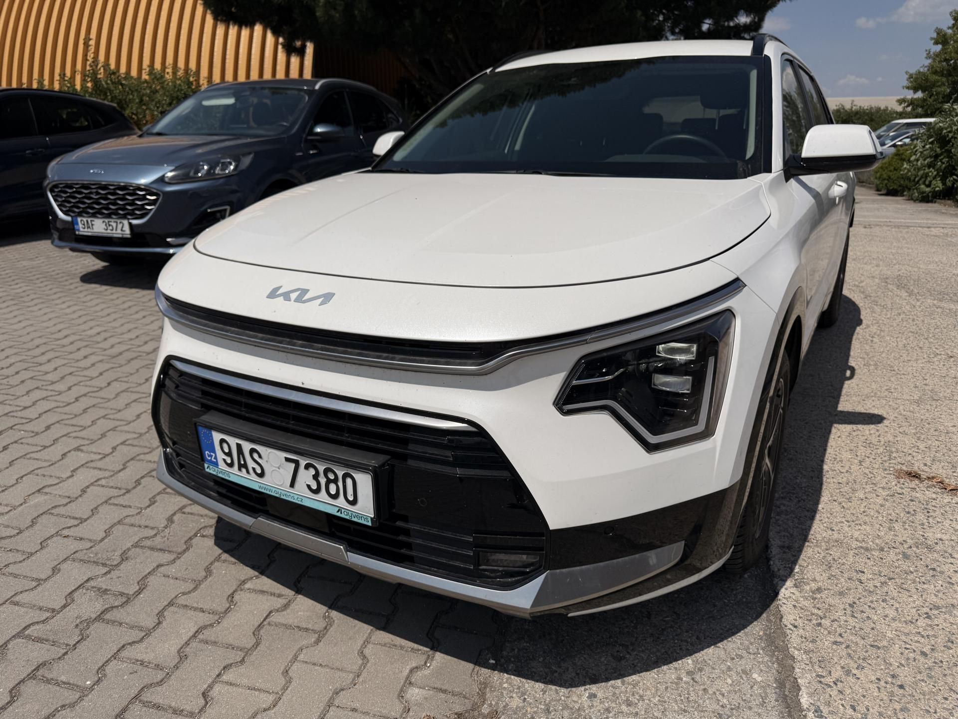 Kia Niro, 1.6 GDI,HEV,ČR,5,5 L/100KM - fotka 2