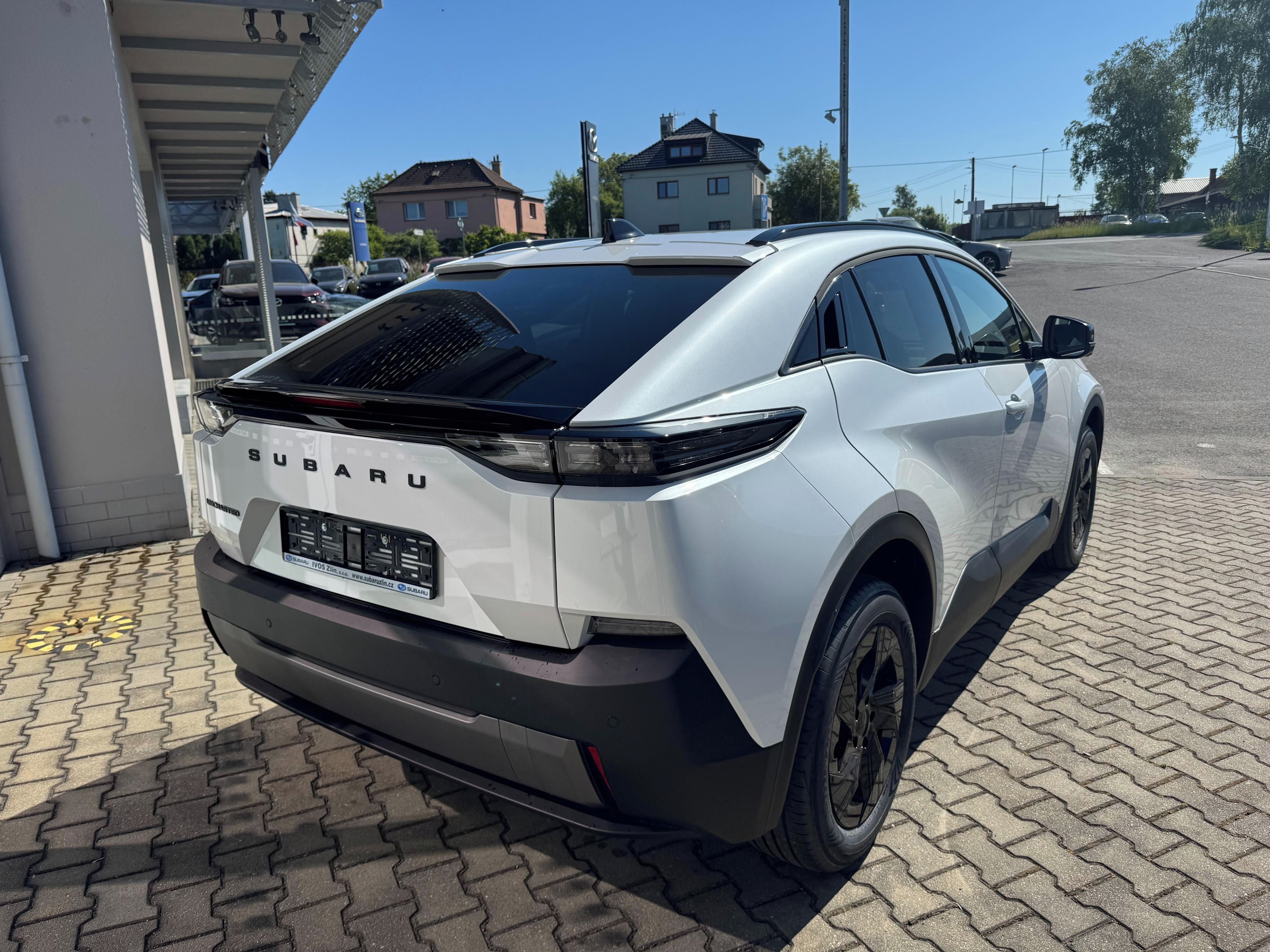 Subaru Uncharted, Comfort 77kWh FWD - záruka 10l - fotka 3