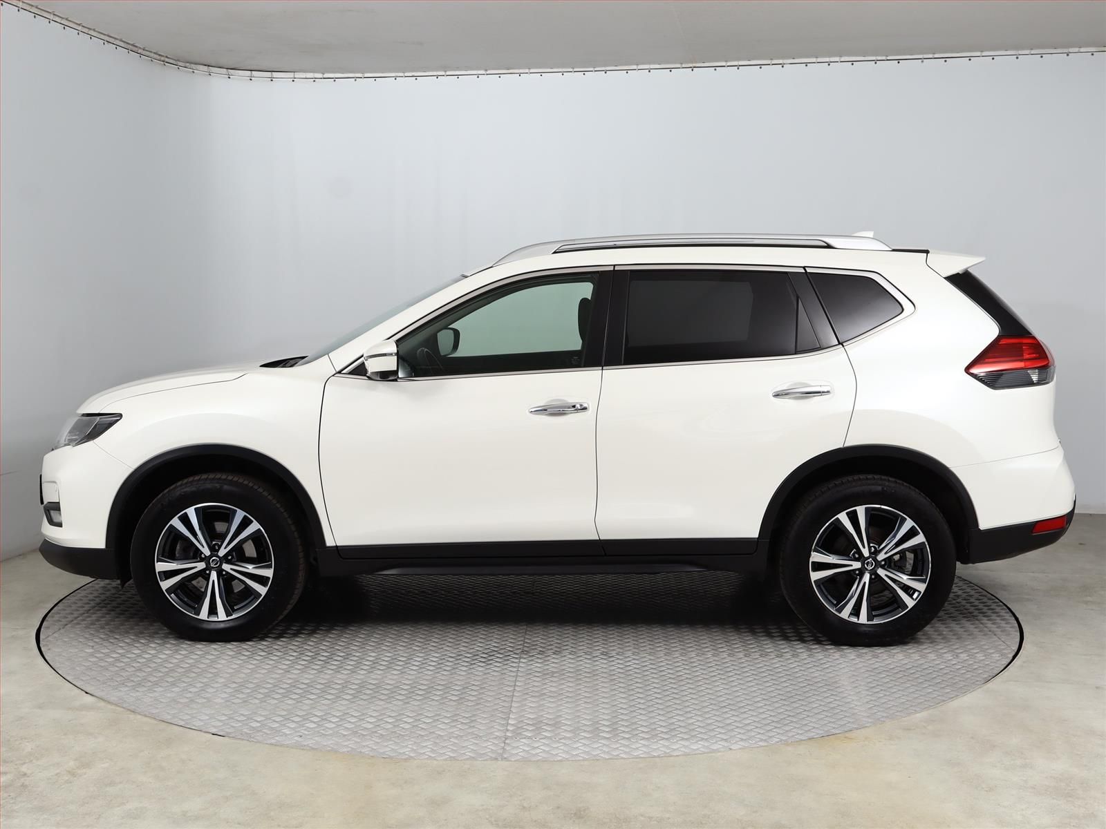 Nissan X-Trail, 1.7 dCi, Automat, Serv.kniha - fotka 3
