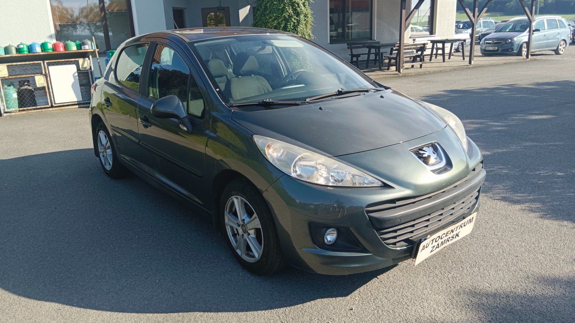 Peugeot 207, 1.4 70KW - fotka 3