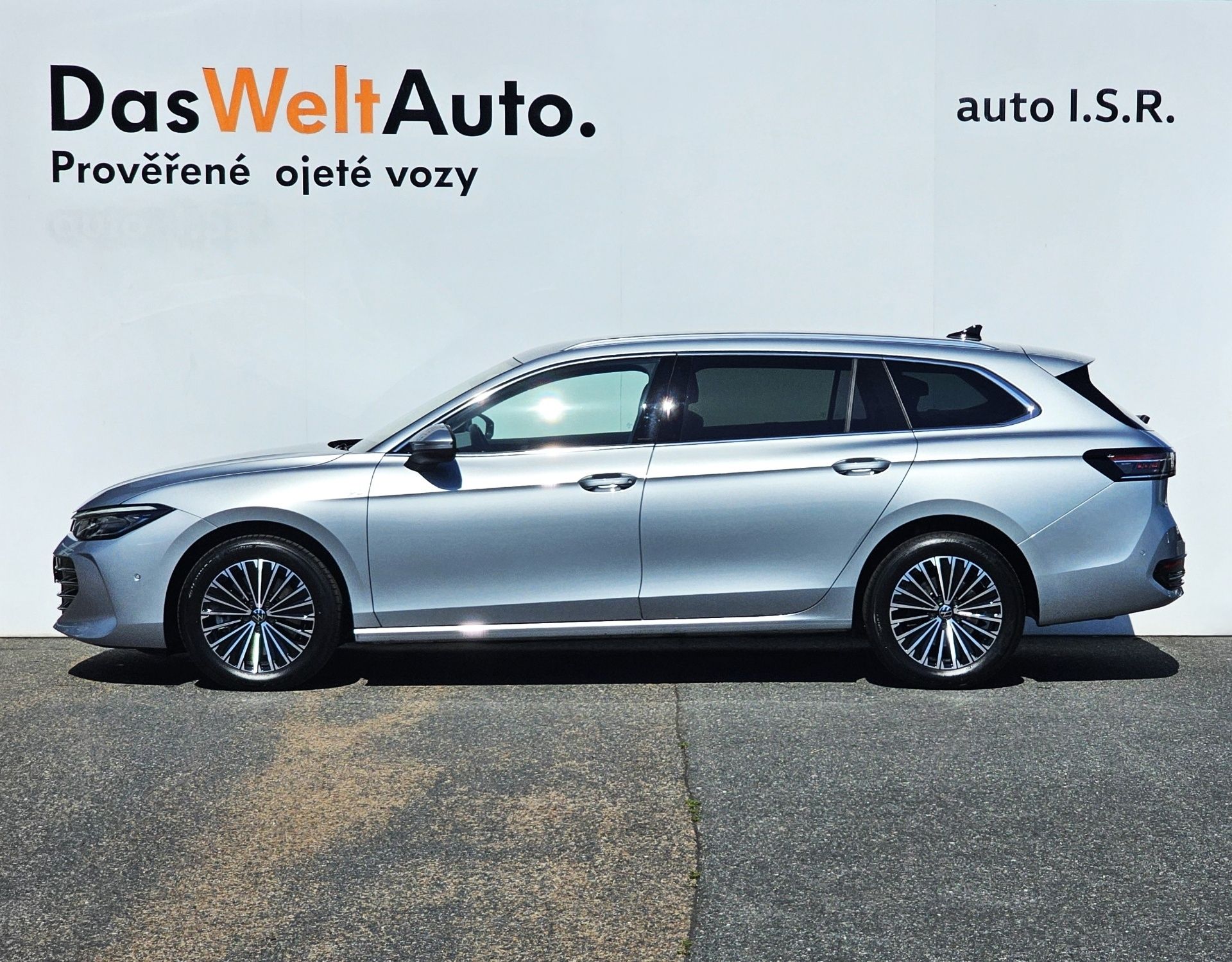 Volkswagen Passat Variant, Elegance 2.0 TDI 142 kW 7DSG 4 - fotka 3