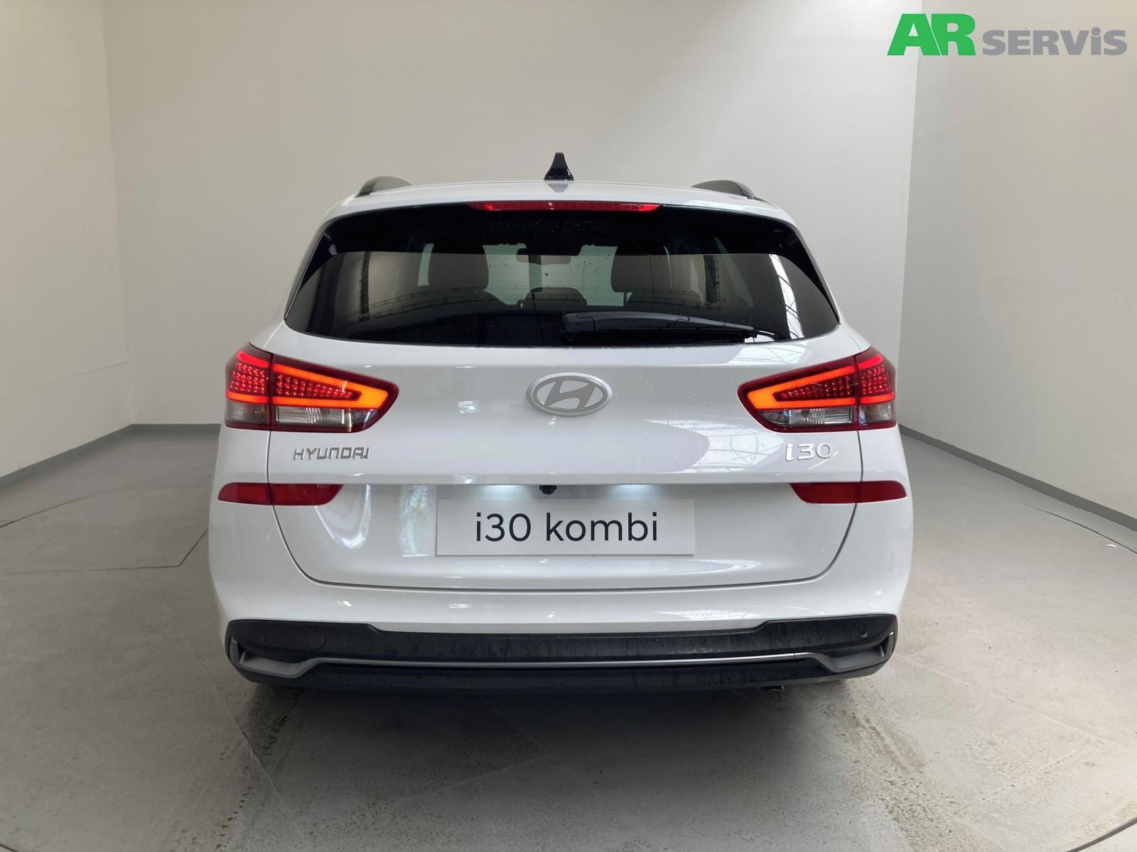 Hyundai i30, 1.6 T-GDI DCT STYLE - fotka 4