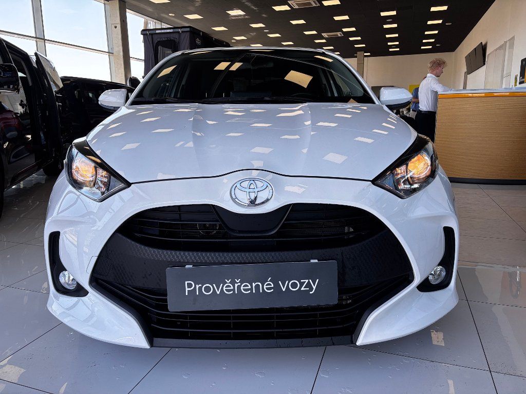 Toyota Yaris, 1.5HEV 68kW 2024 - fotka 2
