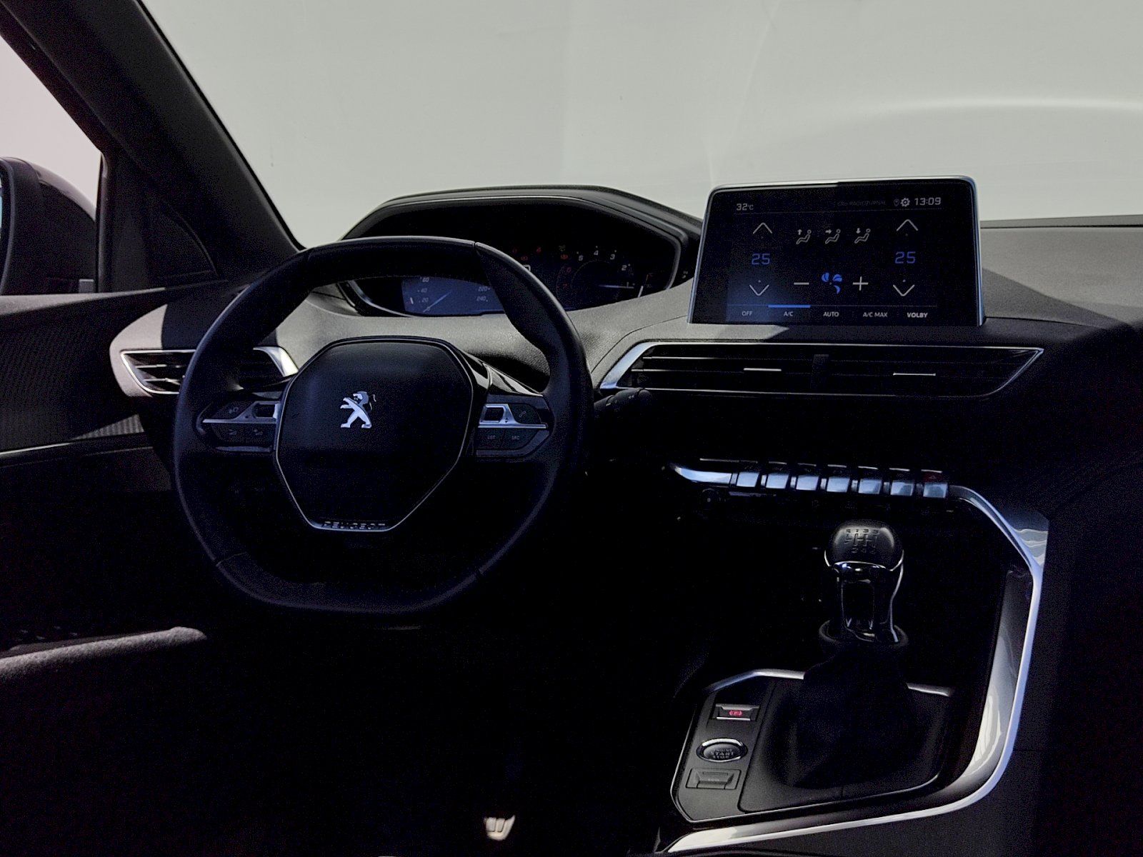 Peugeot 3008, ACTIVE PACK 1.2 PureTech 96kW - fotka 6