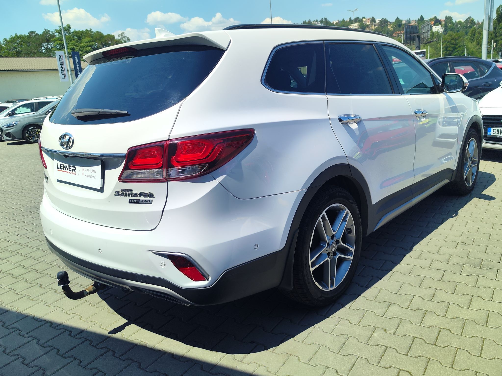Hyundai Grand Santa Fe, 2.2 CRDi/147kW Luxury AT 4x4 - fotka 5