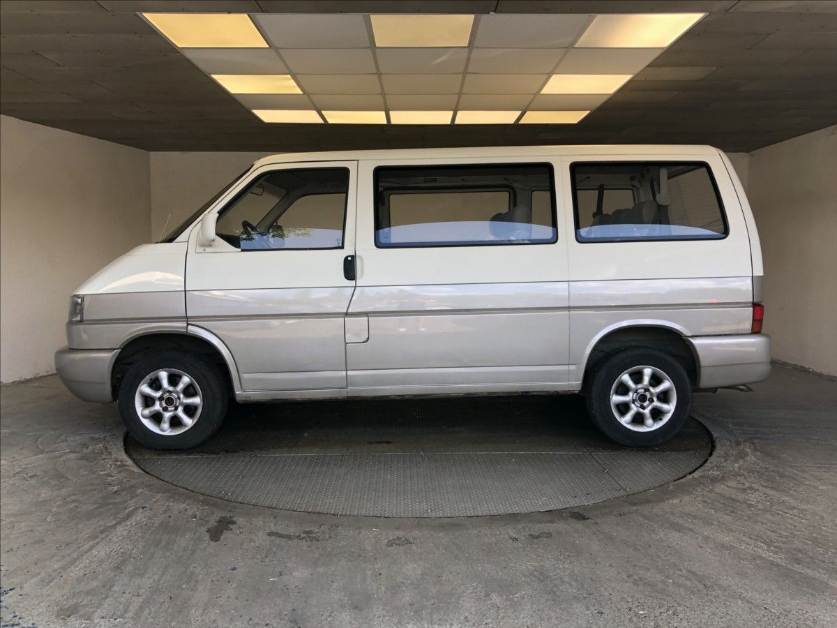 Volkswagen Transporter, 2,5 TDI - fotka 4