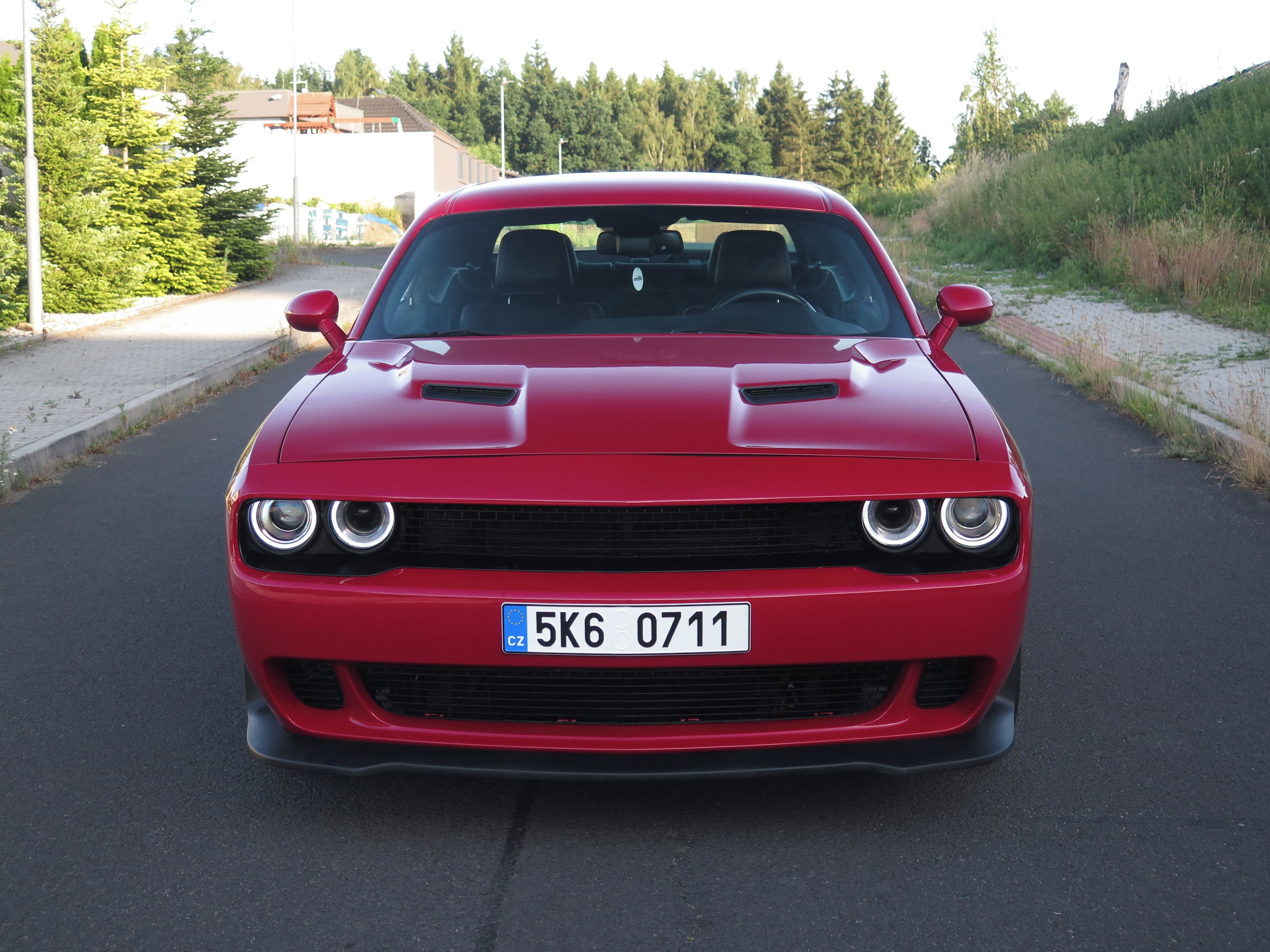 Dodge Challenger, 3.6 V6 - KRÁSNÝ STAV - DPH - fotka 2