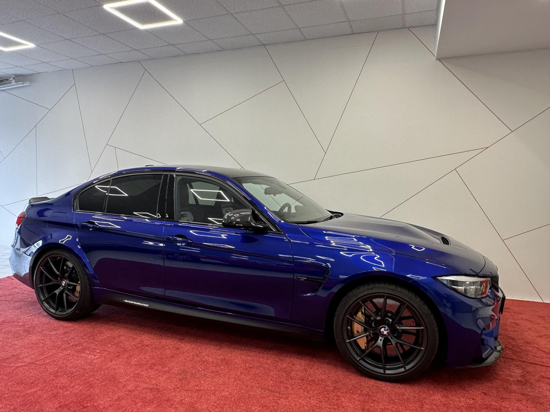 BMW M3, CS*HUD*KARBON. BRZDY*1.MAJITEL - fotka 6