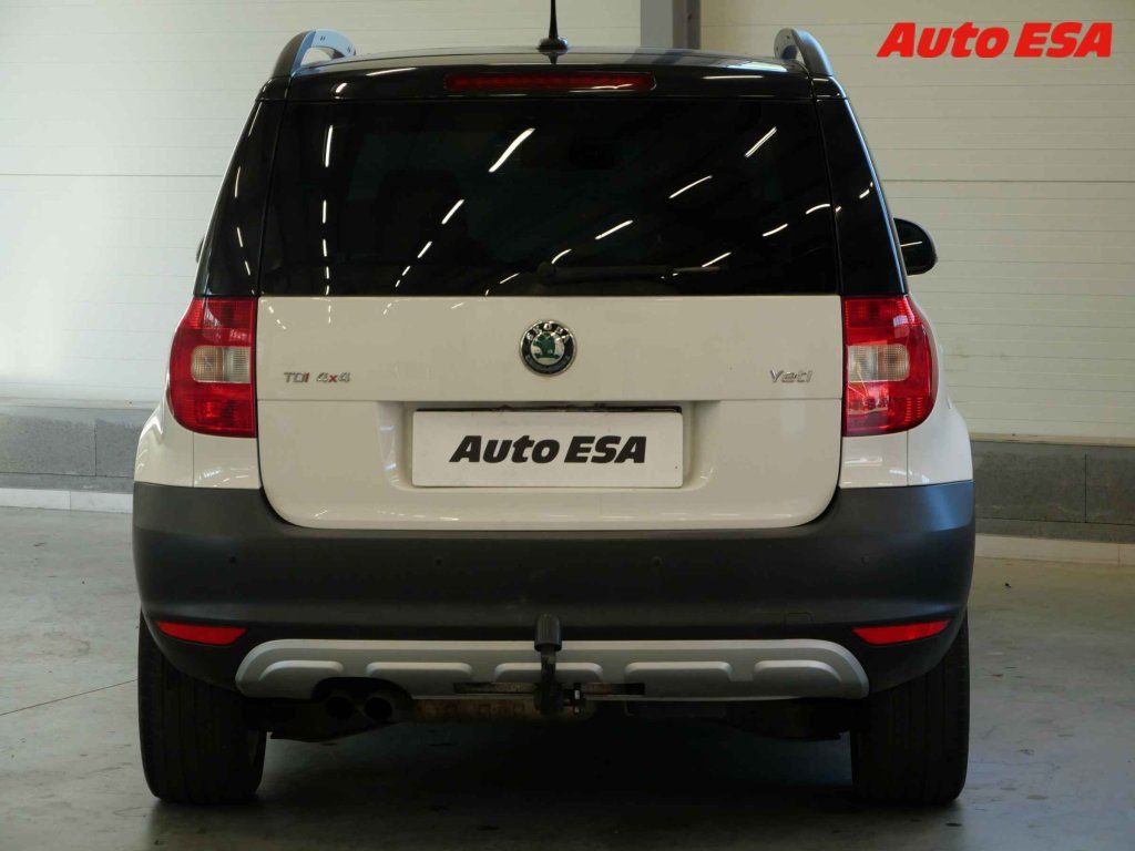 Škoda Yeti, 2.0tdi 4x4,ČR,AT,panorama - fotka 5