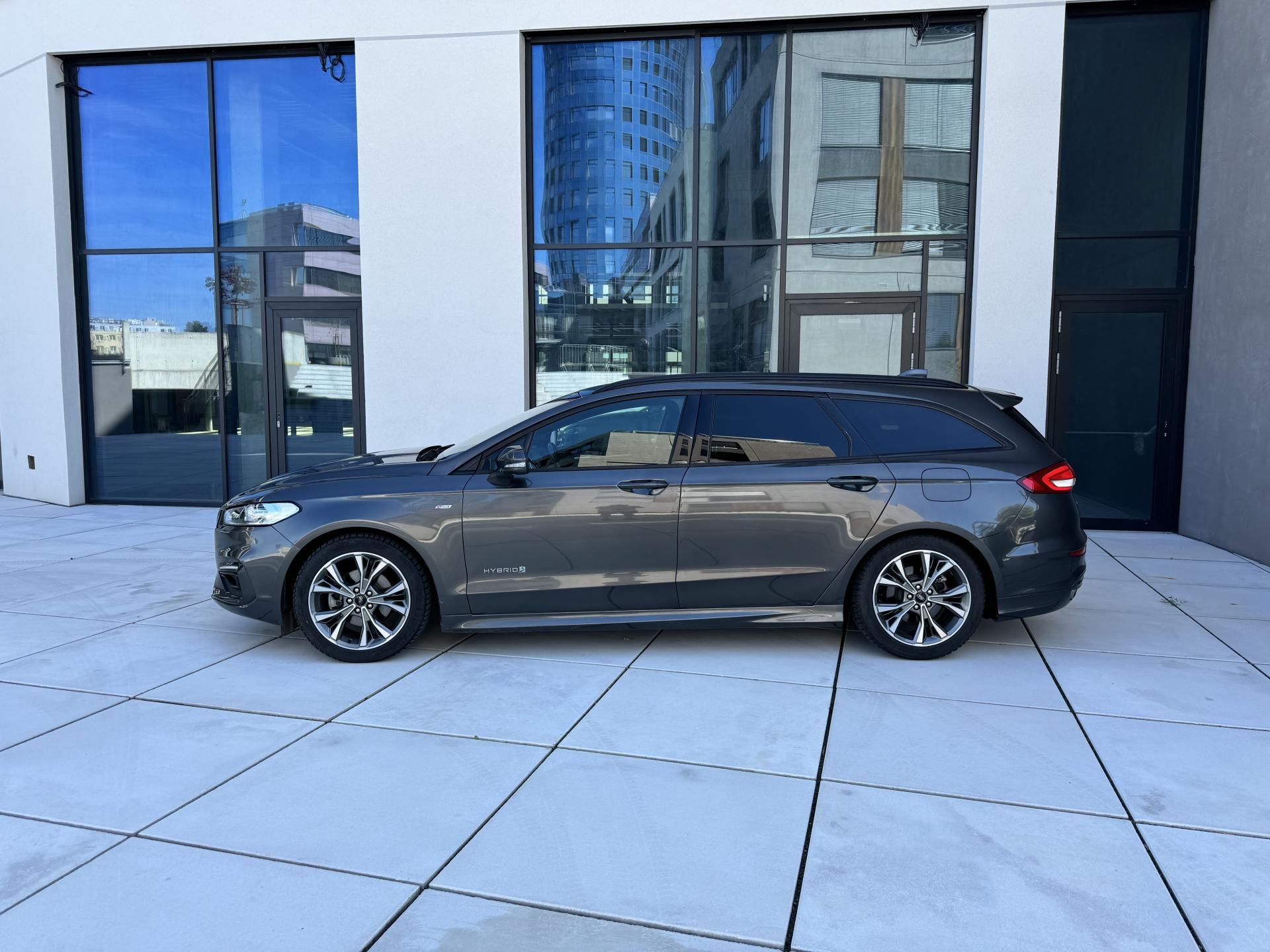 Ford Mondeo, 2.0 Hybrid ecvT Auto ST SW 1 M - fotka 5