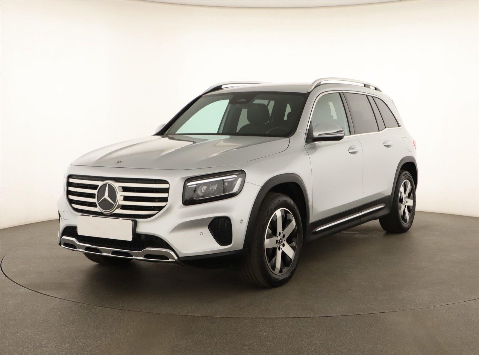 Mercedes-Benz GLB, GLB 200 d 4MATIC - fotka 2