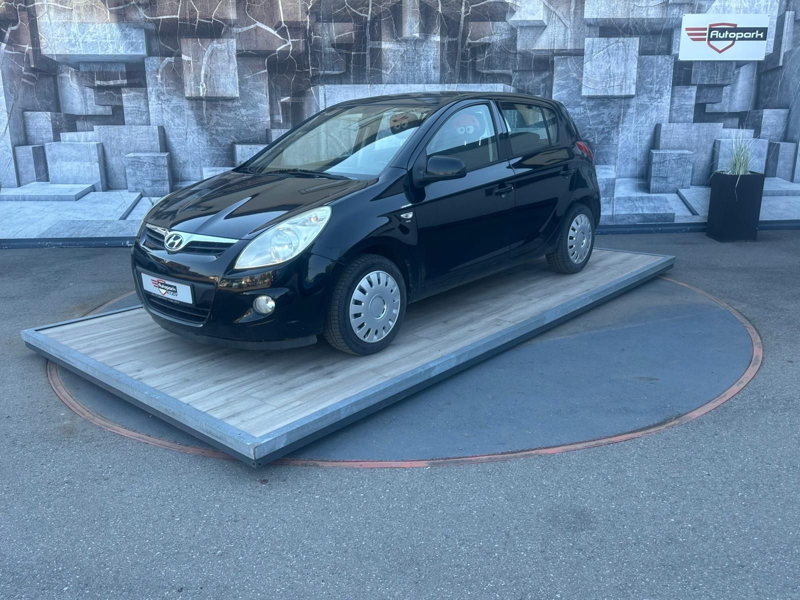 Hyundai i20, 1.2i, 57KW - fotka 3