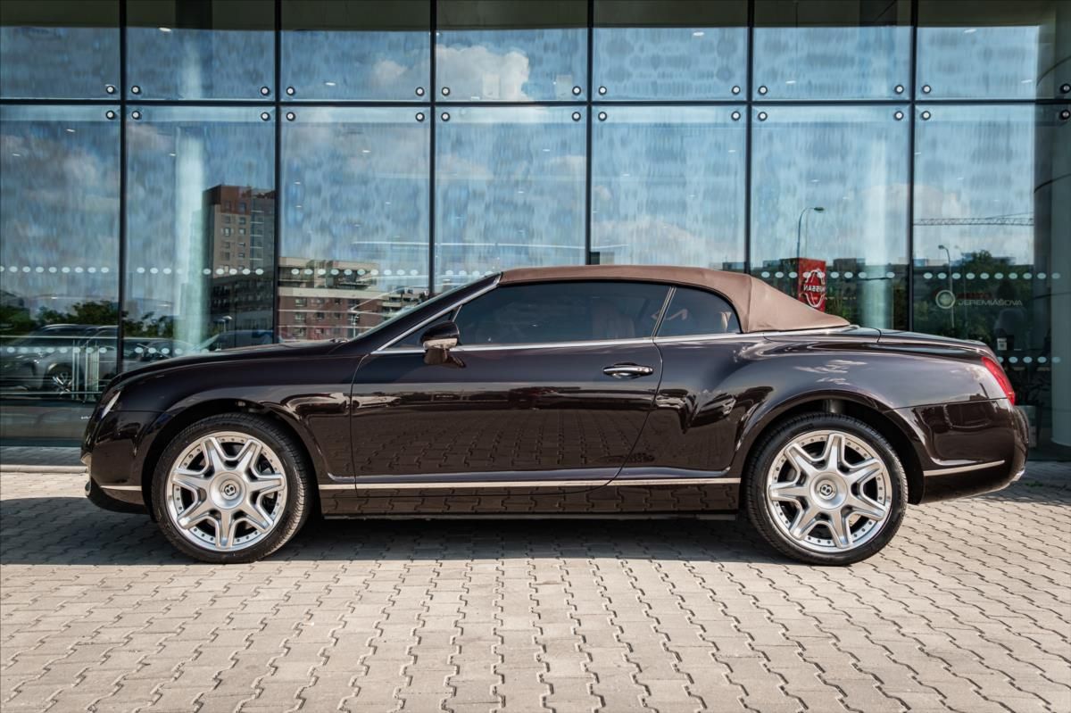 Bentley Continental GTC, 6,0 W12 Mulliner 1.ČR DPH - fotka 2
