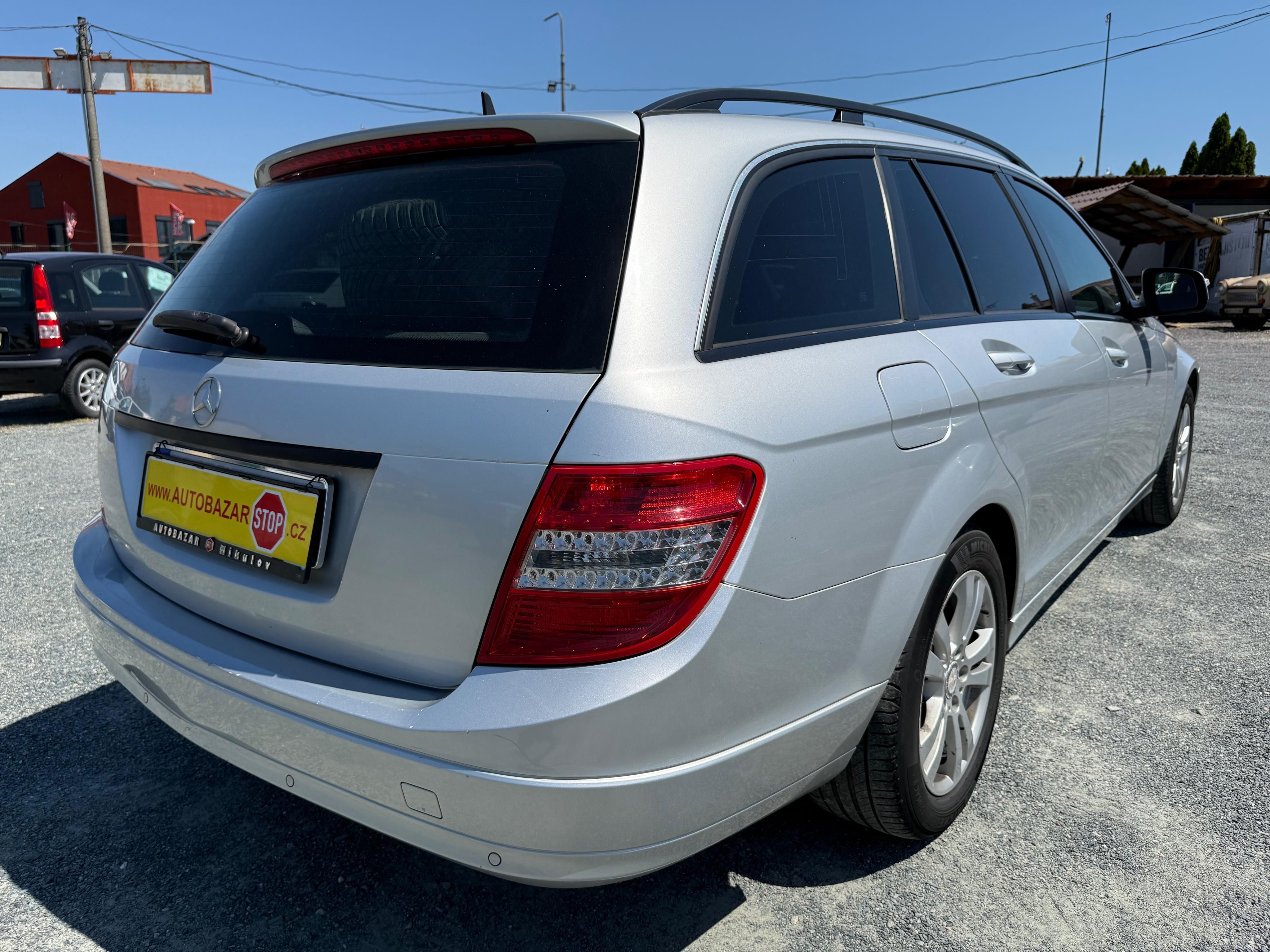 Mercedes-Benz Třídy C, 200 CDI - fotka 6