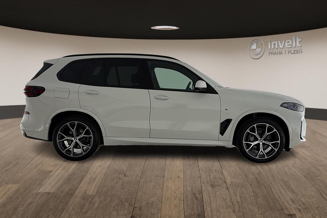BMW X5, xDrive40d - fotka 2