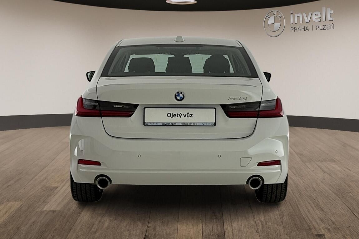 BMW Řada 3, řady 3 | 320i - fotka 4
