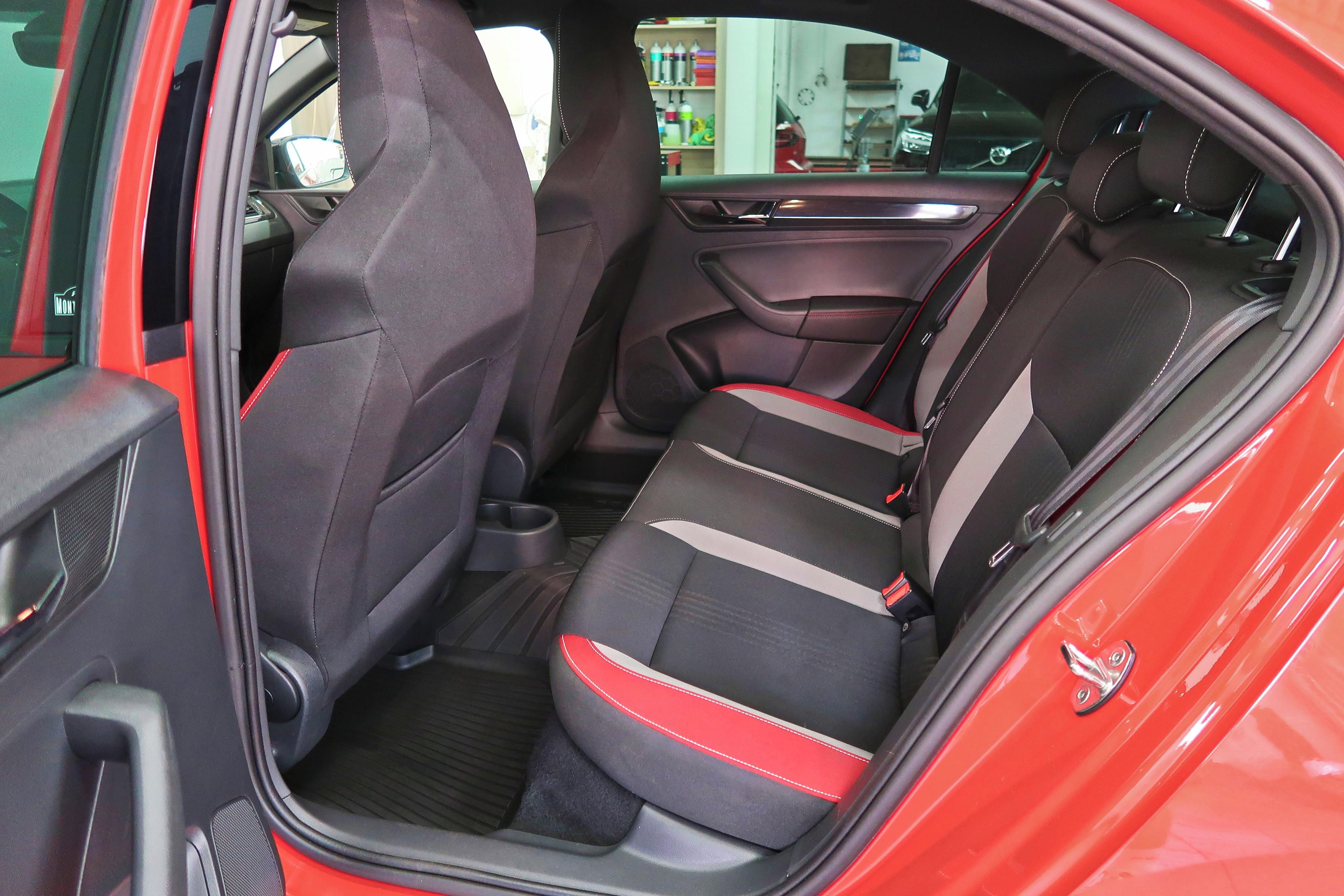 Škoda Rapid, 1.0TSI 70kW,MONTE CARLO, ČR - fotka 6