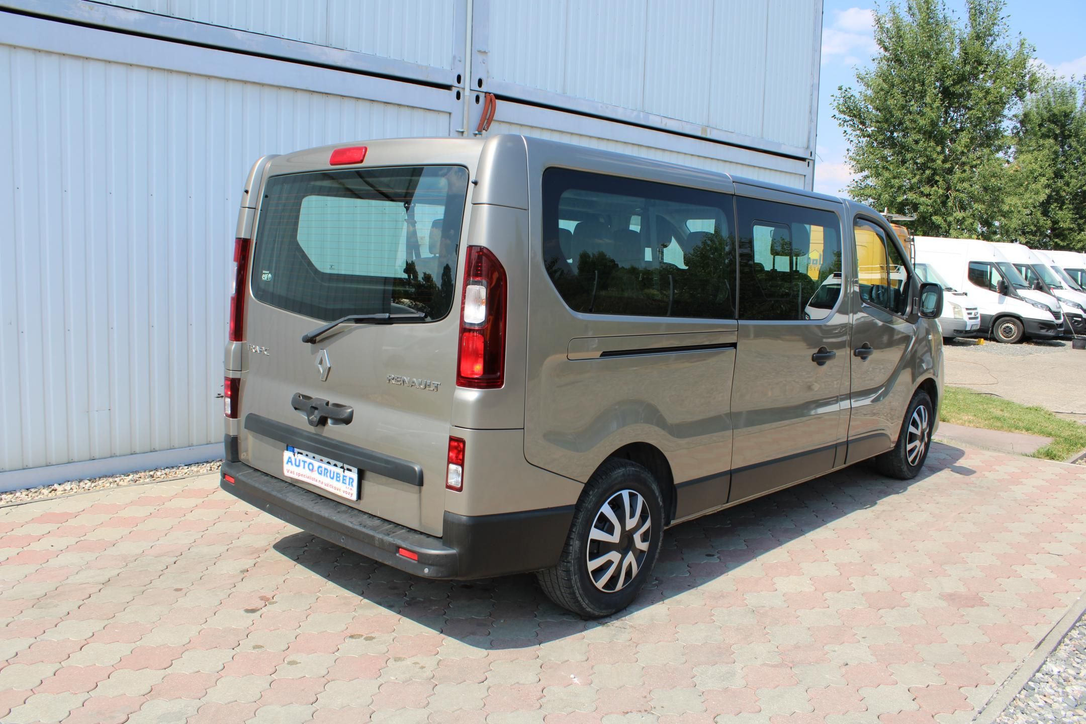 Renault Trafic, 1.6DCI L2H1 9.míst+klima 85kw - fotka 4