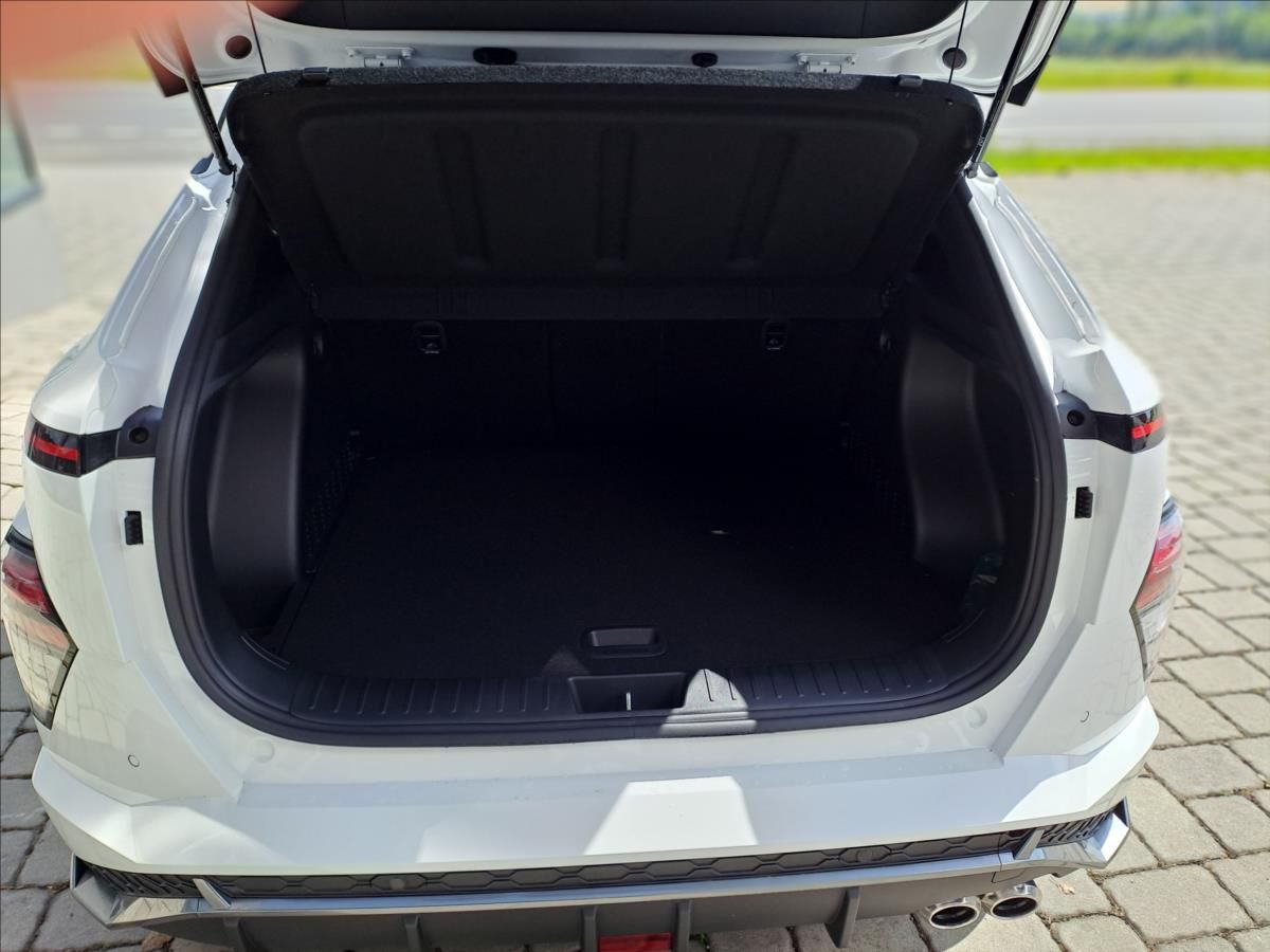 Hyundai Kona, 1,6   1,6 T-GDI 2WD DCT NLINE - fotka 5