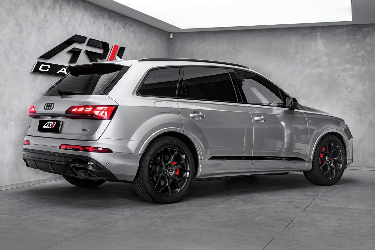 Audi Q7, e Quattro Sline 360kW Masáže - fotka 5