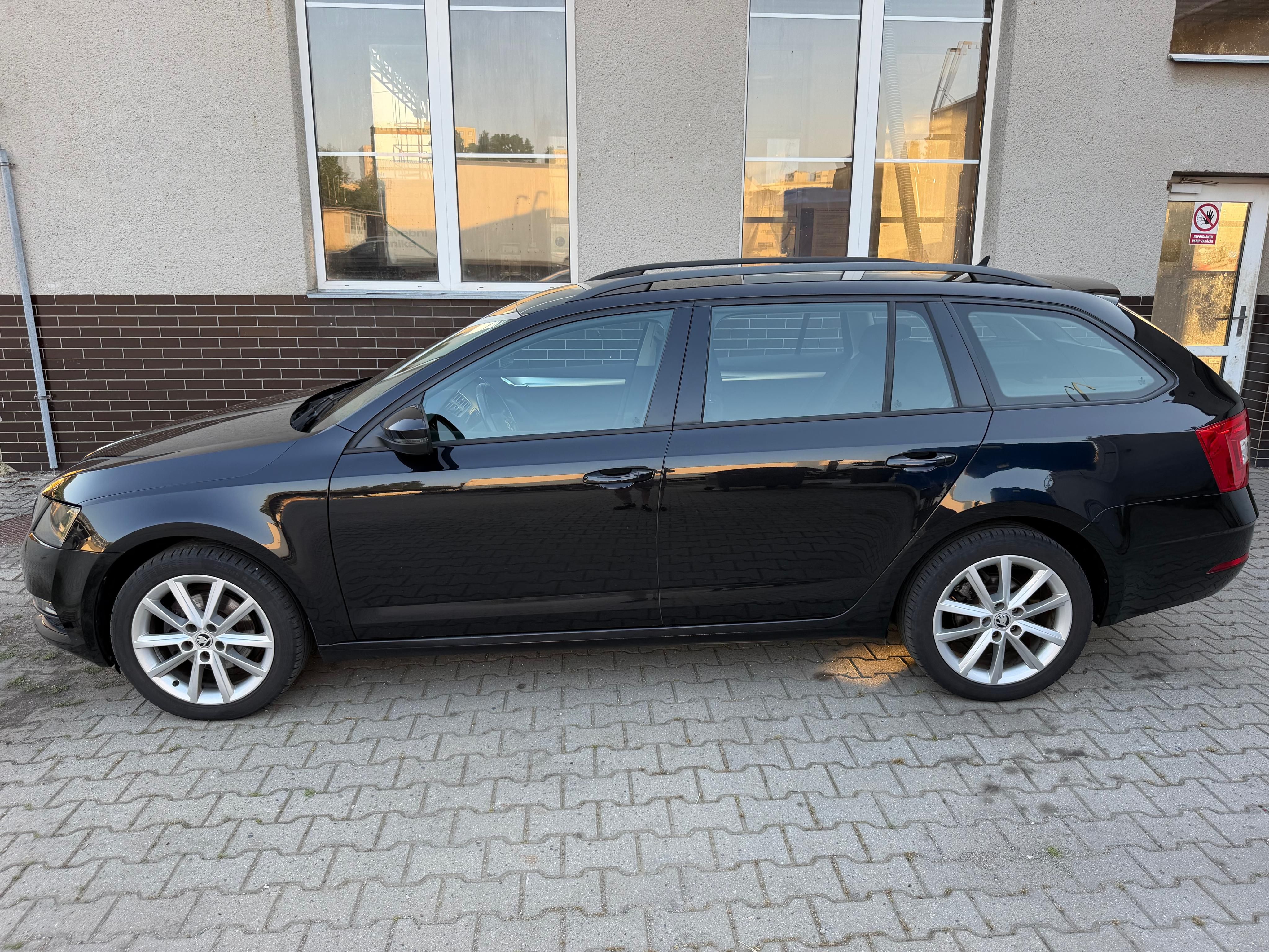 Škoda Octavia, 1.4 TSI DSG 110kW - fotka 4