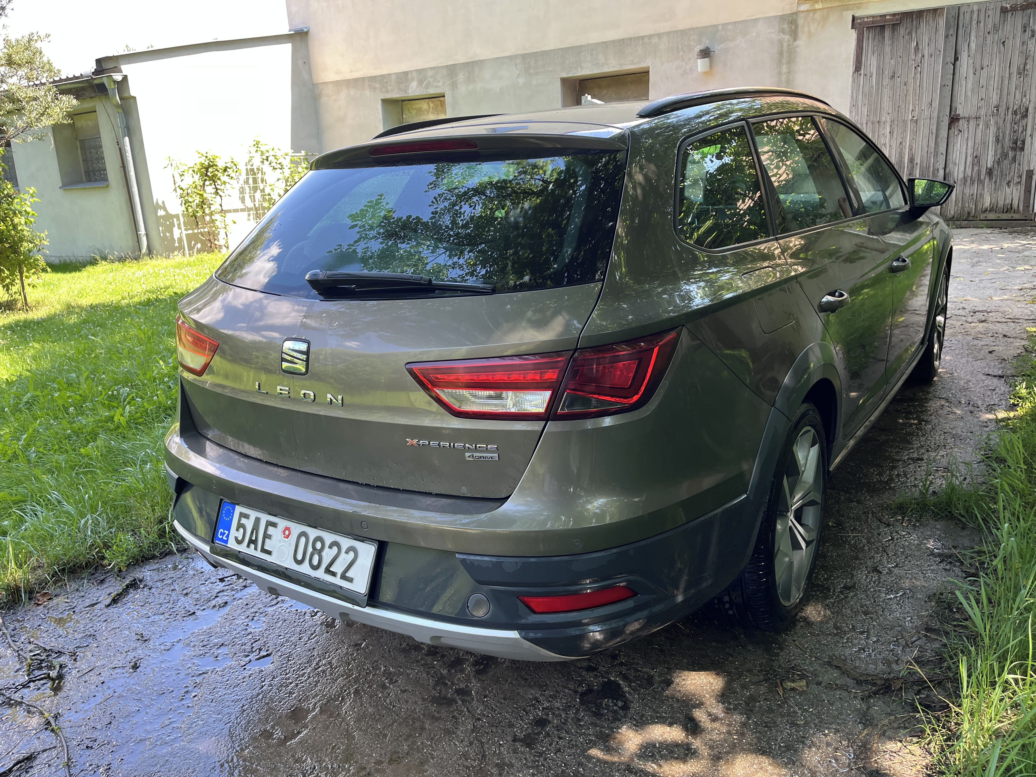 Seat Leon, SEAT Leon X-Perience 2.0 TDI - fotka 2