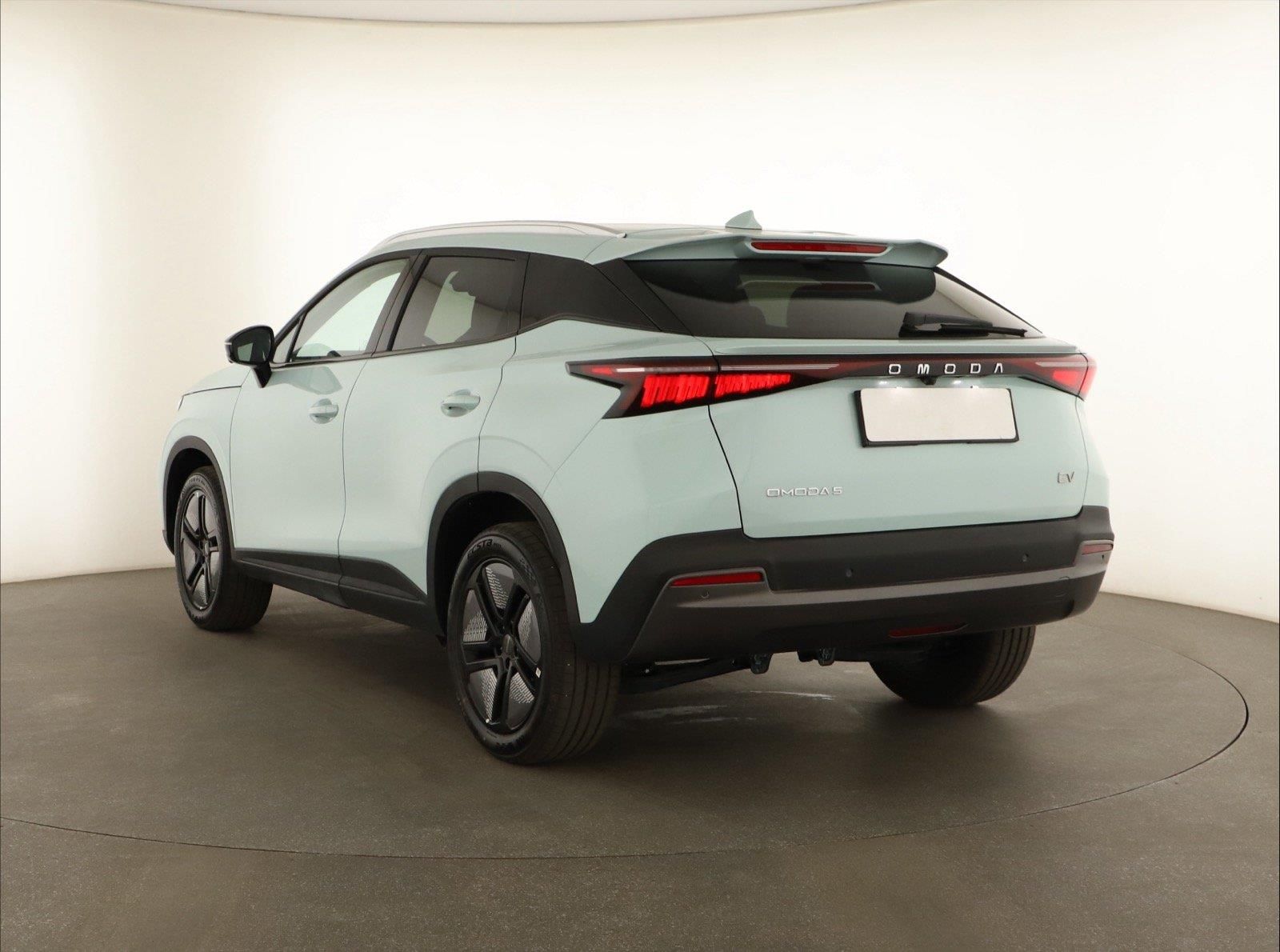 Omoda E5, 61 kWh, Premium, Ad. tempomat - fotka 4