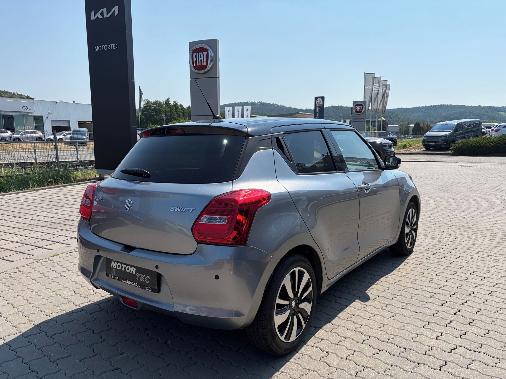 Suzuki Swift, 1.2 16V AT 66kW - fotka 3