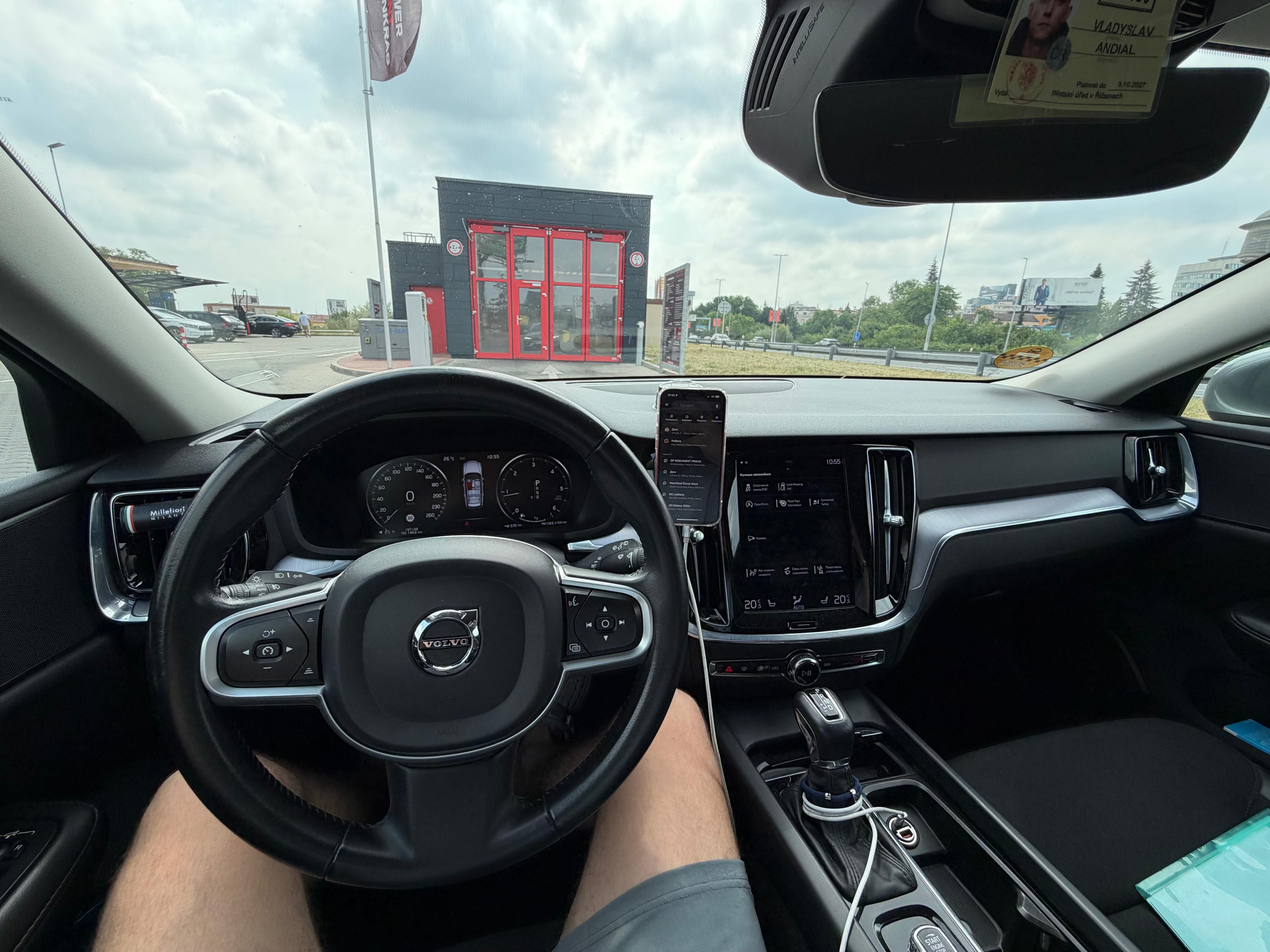 Volvo V60, 2.0 - fotka 4