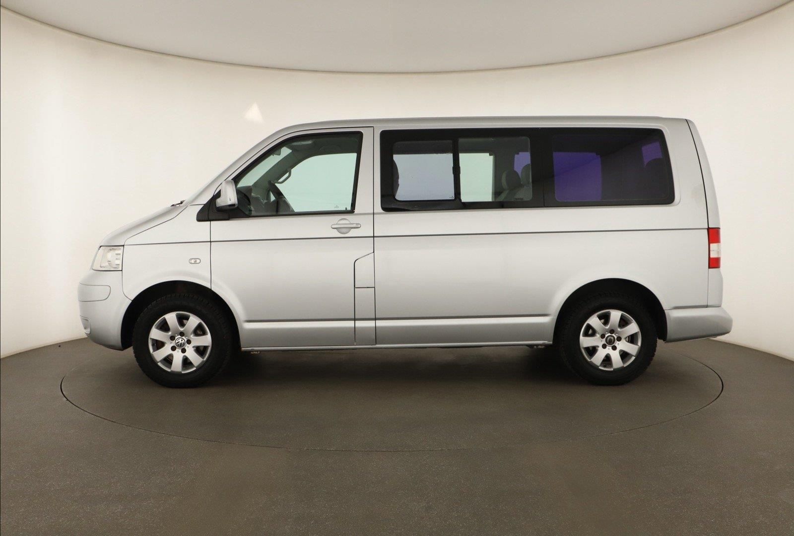 Volkswagen Multivan, 2.5 TDI, Klima, 1Maj, DPH - fotka 3