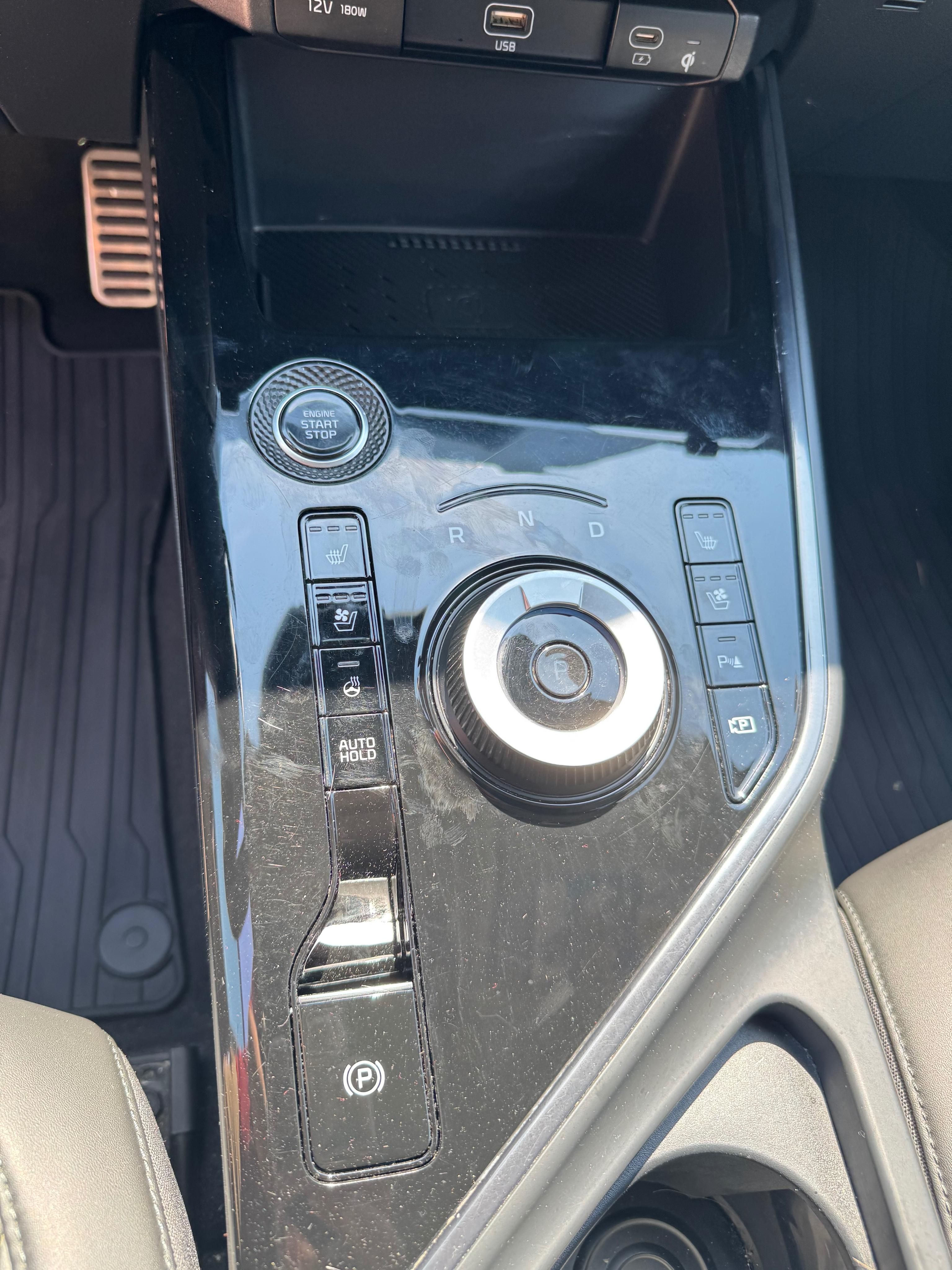 Kia Niro, Kia Niro hybrid - fotka 4