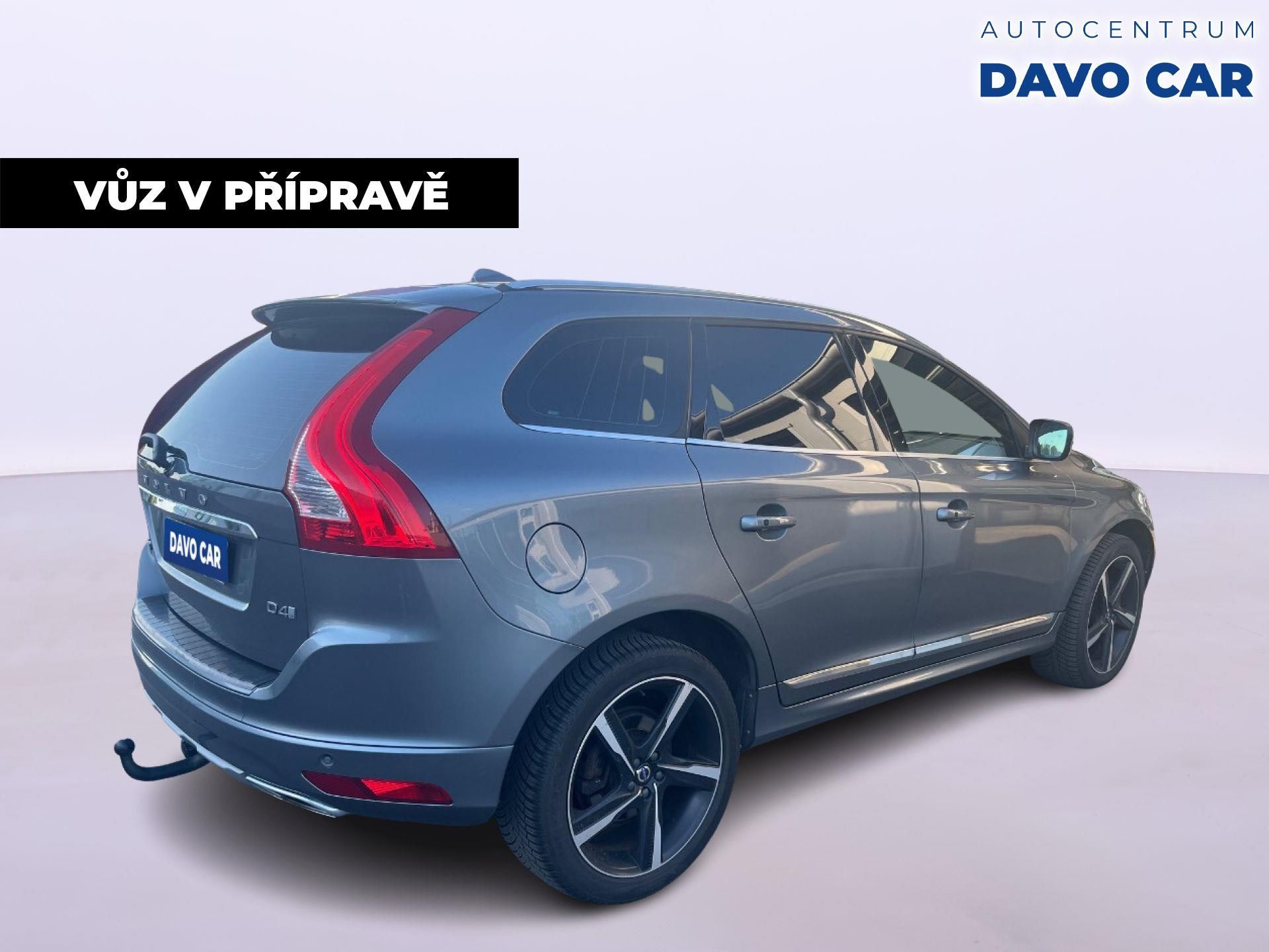 Volvo XC60, 2,0 D4 140kW Aut. Summum - fotka 3
