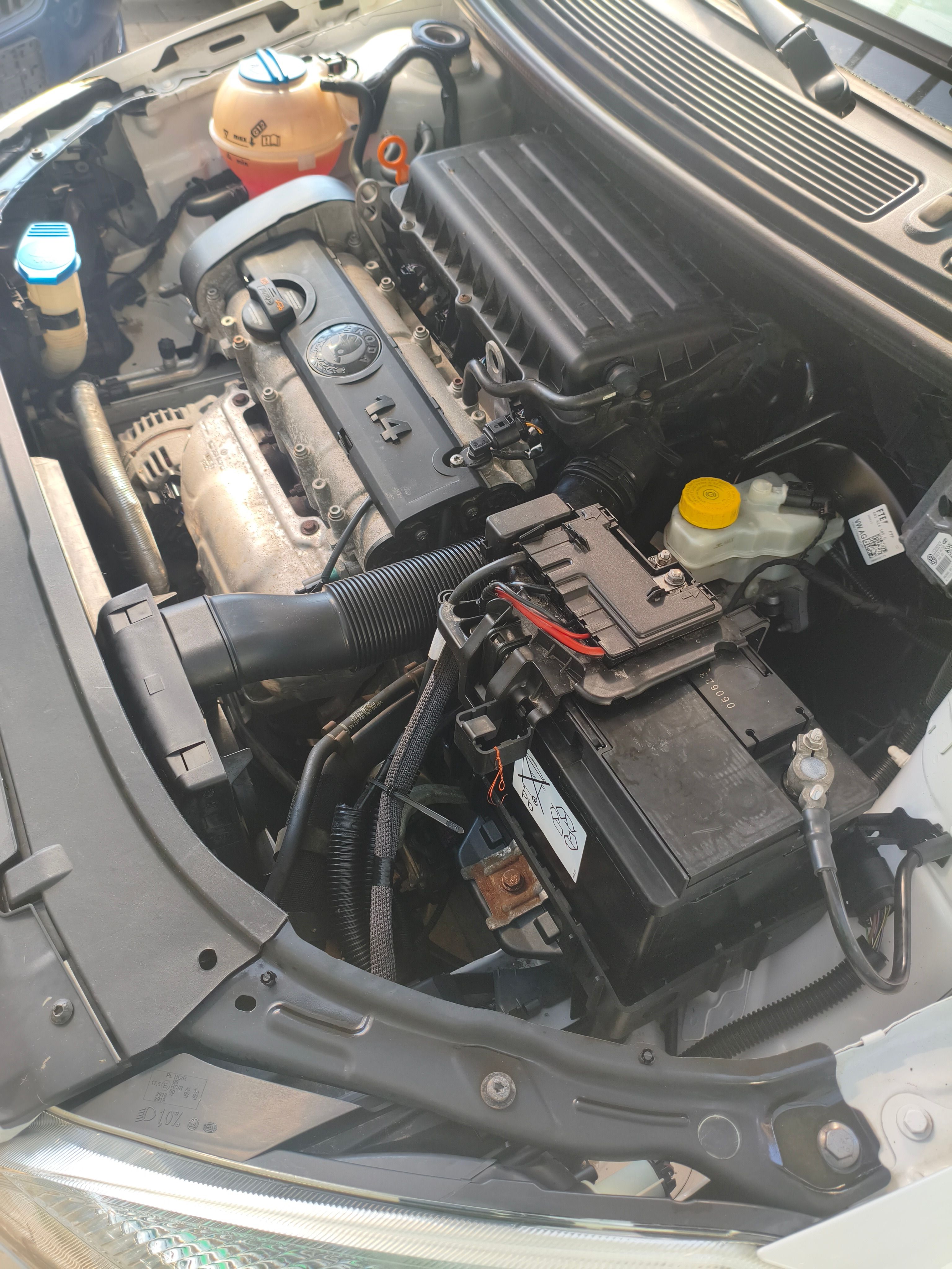 Škoda Fabia, 1.4 16V motor MPI FACELIFT - fotka 6