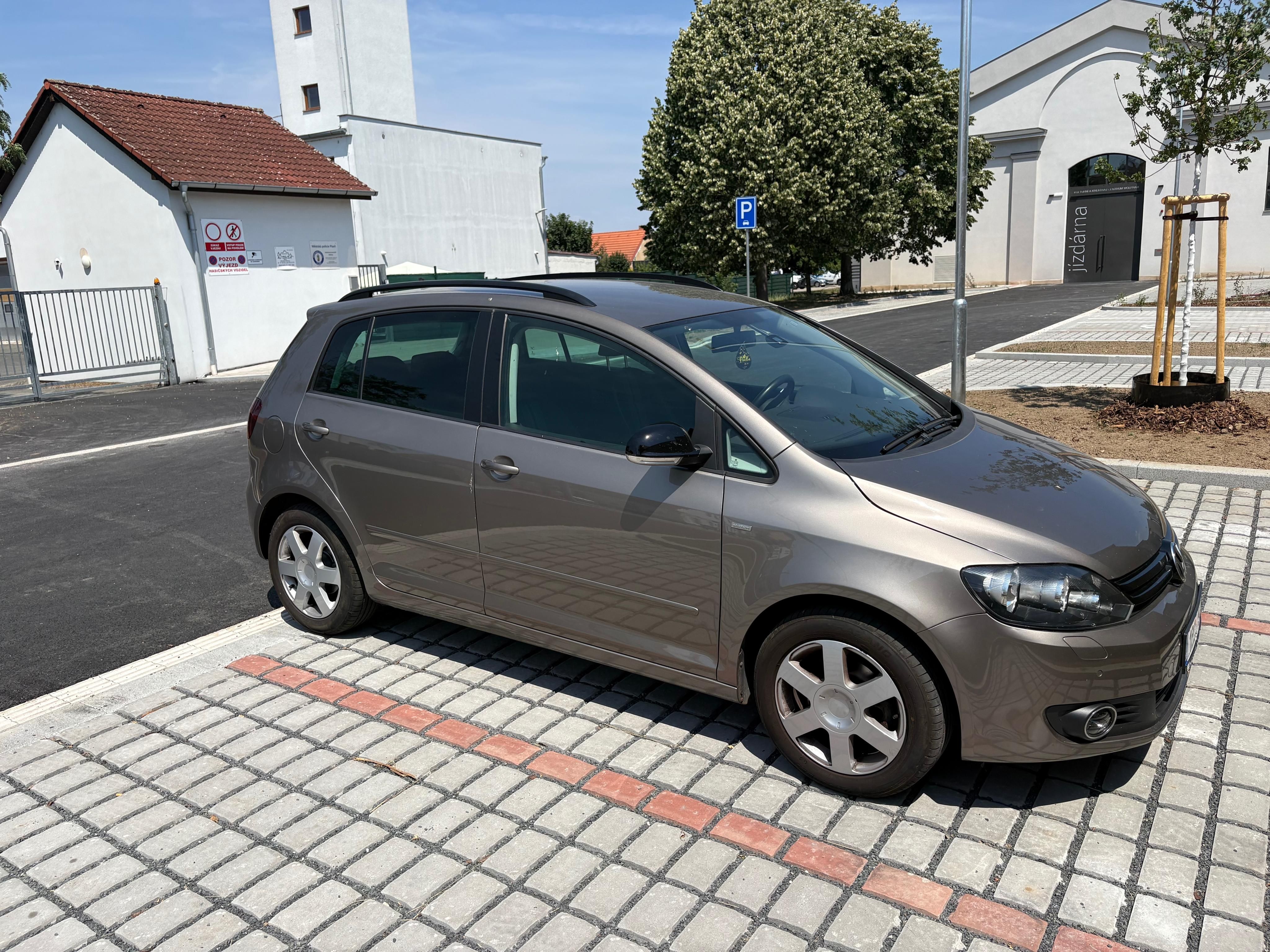 Volkswagen Golf Plus, Golf plus 1,4 tsi 90 kw Match - fotka 2
