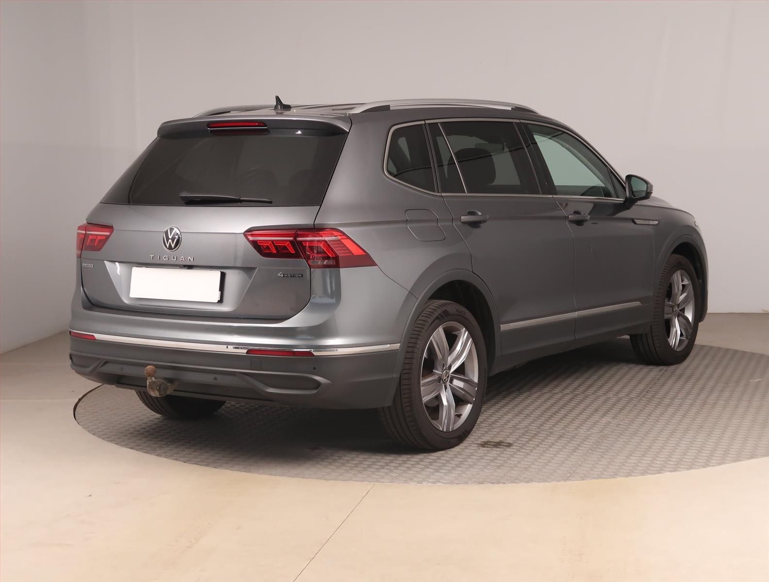 Volkswagen Tiguan Allspace, 2.0 TDI, Elegance, 4X4 - fotka 5